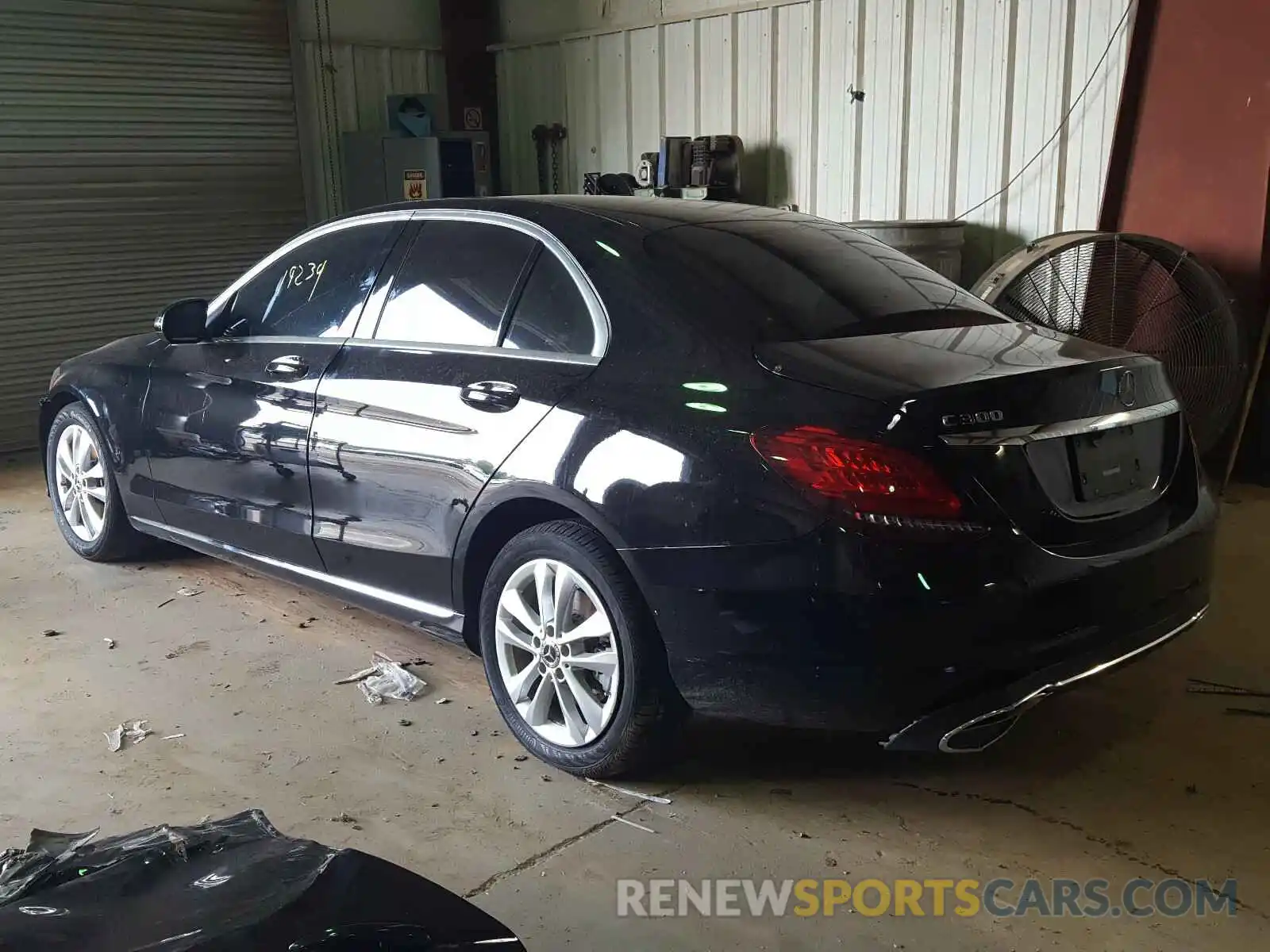 3 Photograph of a damaged car 55SWF8DB1KU296040 MERCEDES-BENZ C CLASS 2019