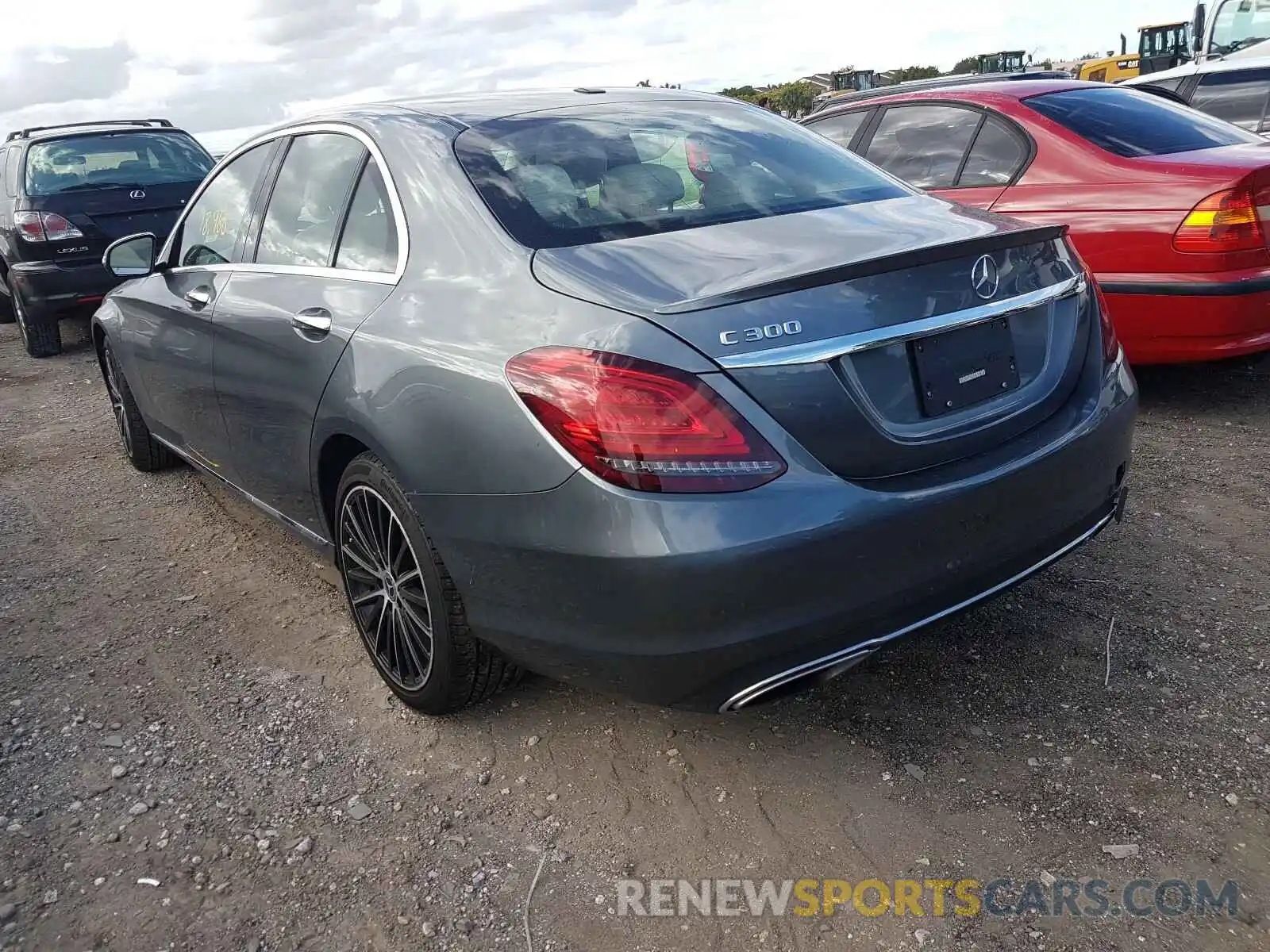 3 Photograph of a damaged car 55SWF8DB1KU304752 MERCEDES-BENZ C CLASS 2019