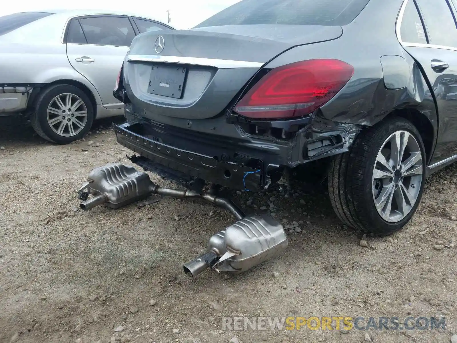 9 Photograph of a damaged car 55SWF8DB1KU311233 MERCEDES-BENZ C CLASS 2019