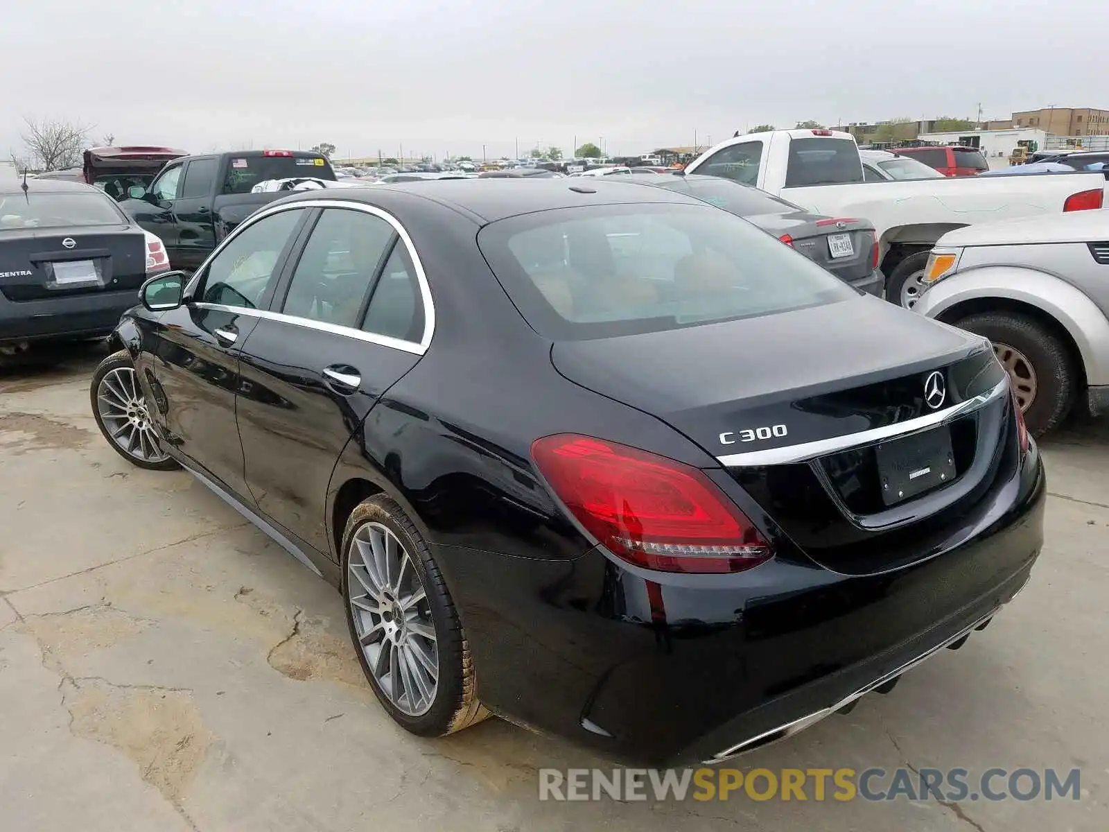 3 Photograph of a damaged car 55SWF8DB1KU311572 MERCEDES-BENZ C CLASS 2019