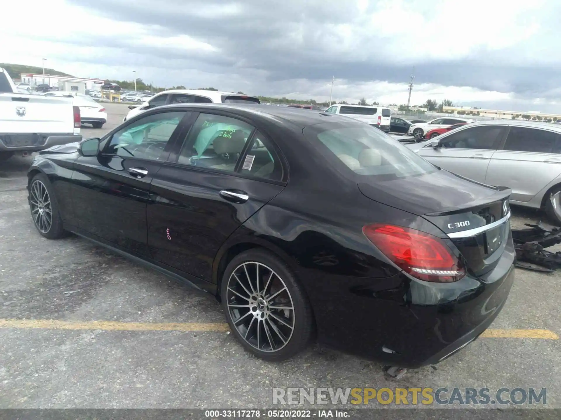 3 Photograph of a damaged car 55SWF8DB2KU284883 MERCEDES-BENZ C-CLASS 2019