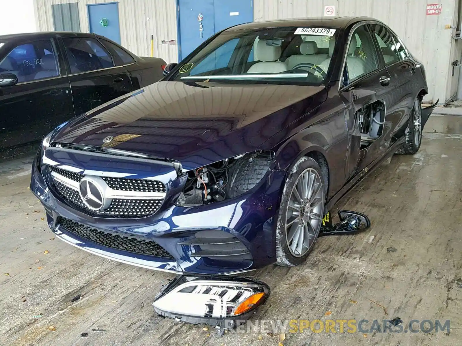 2 Photograph of a damaged car 55SWF8DB2KU286911 MERCEDES-BENZ C CLASS 2019