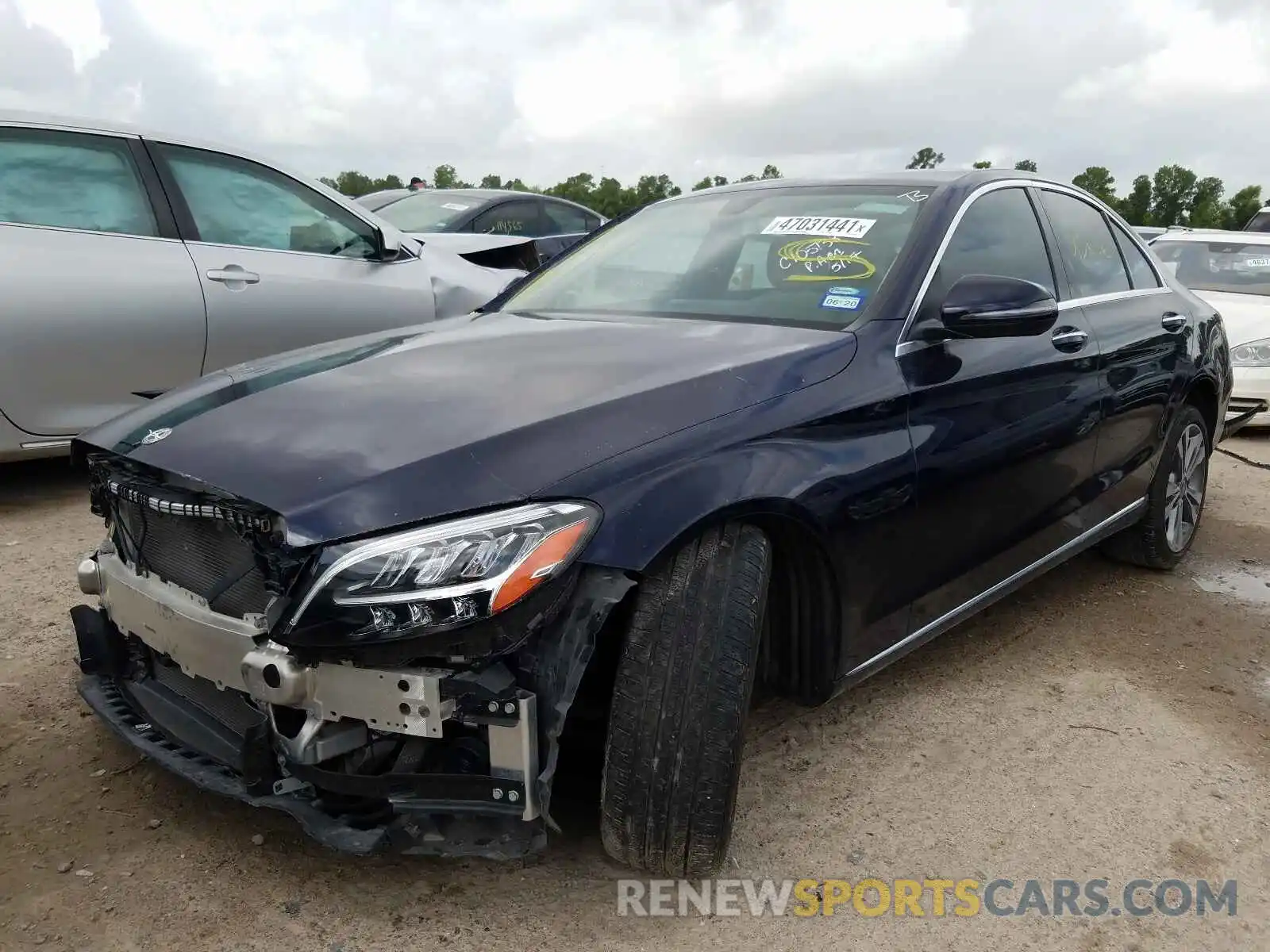 2 Photograph of a damaged car 55SWF8DB2KU288920 MERCEDES-BENZ C-CLASS 2019