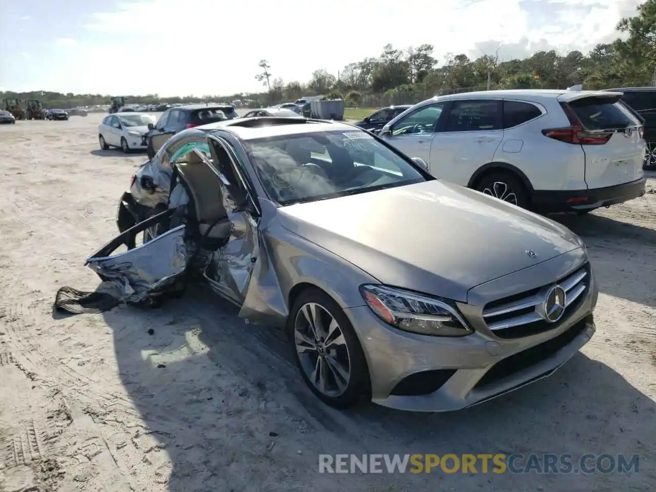 1 Photograph of a damaged car 55SWF8DB2KU290568 MERCEDES-BENZ C-CLASS 2019