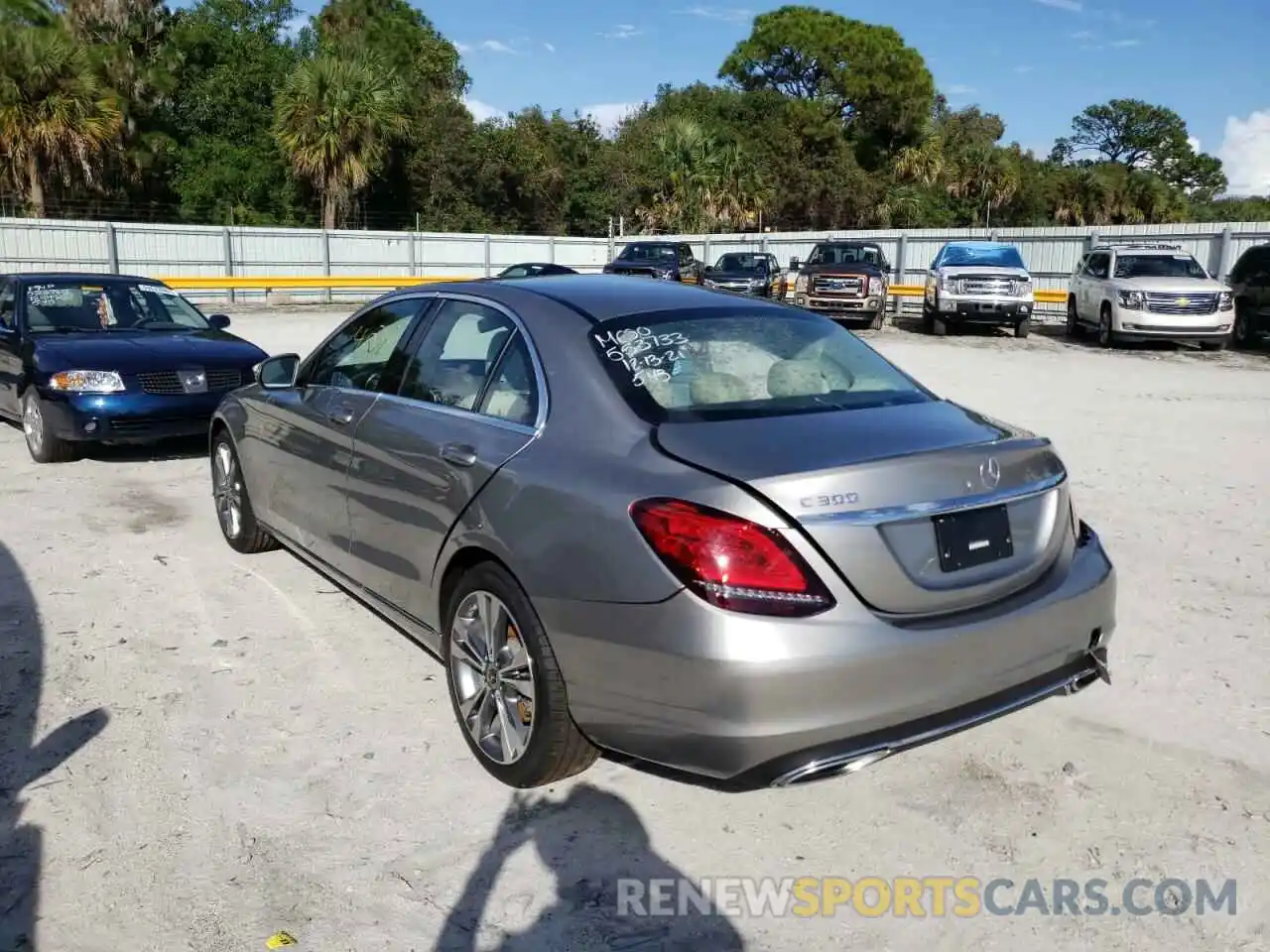 3 Photograph of a damaged car 55SWF8DB2KU290568 MERCEDES-BENZ C-CLASS 2019