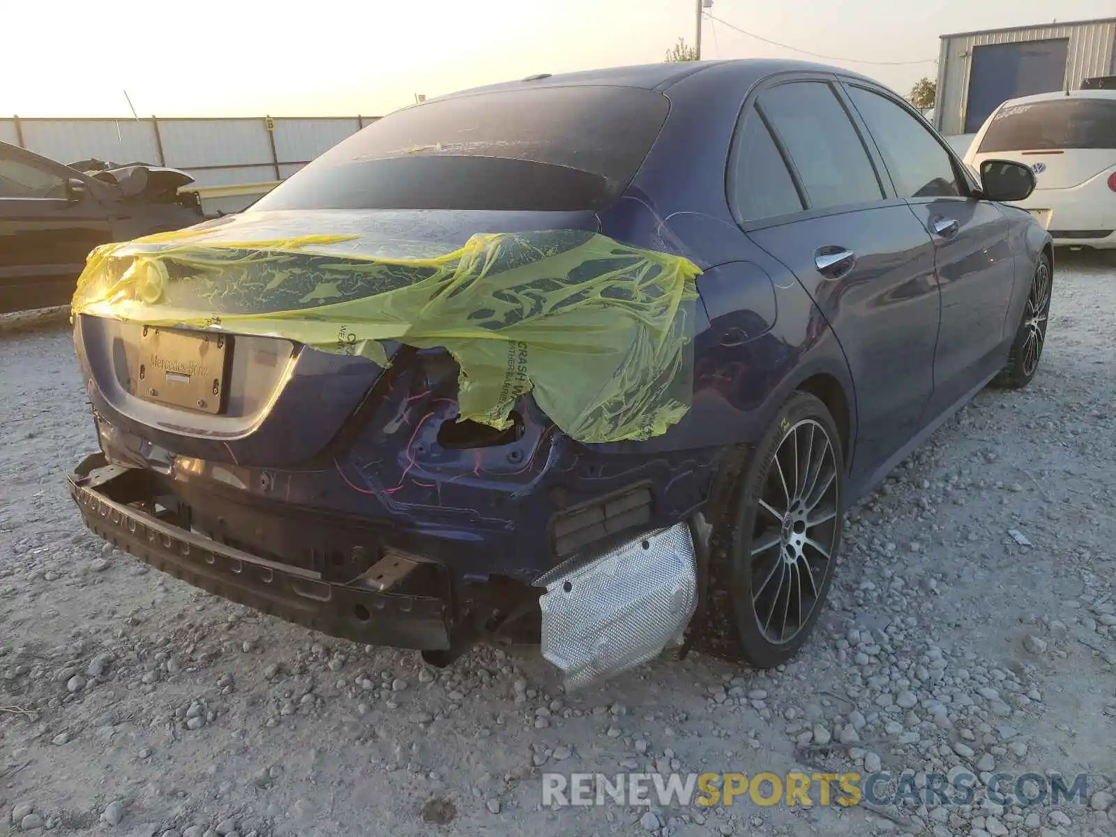 4 Photograph of a damaged car 55SWF8DB2KU291624 MERCEDES-BENZ C-CLASS 2019