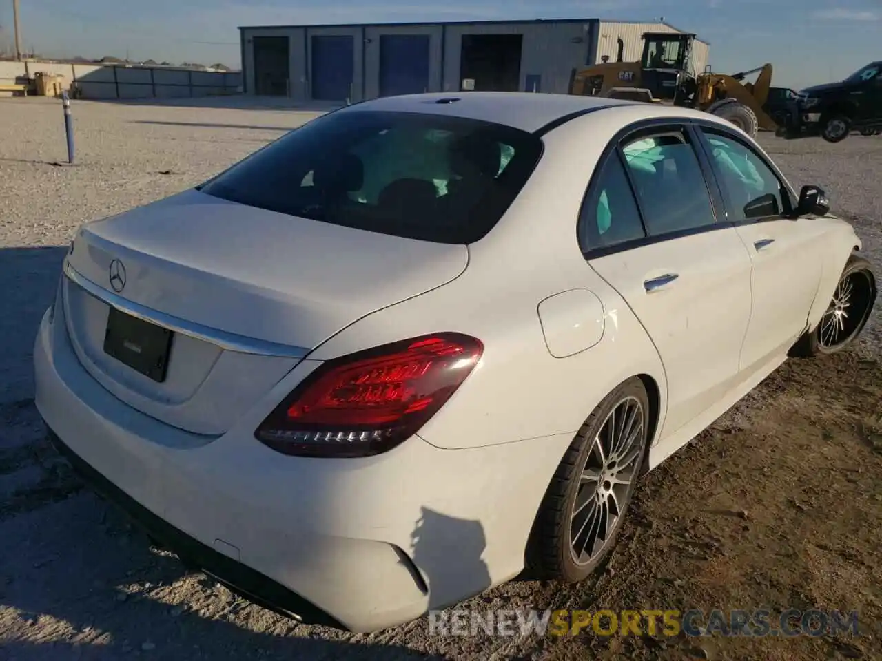 4 Photograph of a damaged car 55SWF8DB2KU293860 MERCEDES-BENZ C-CLASS 2019