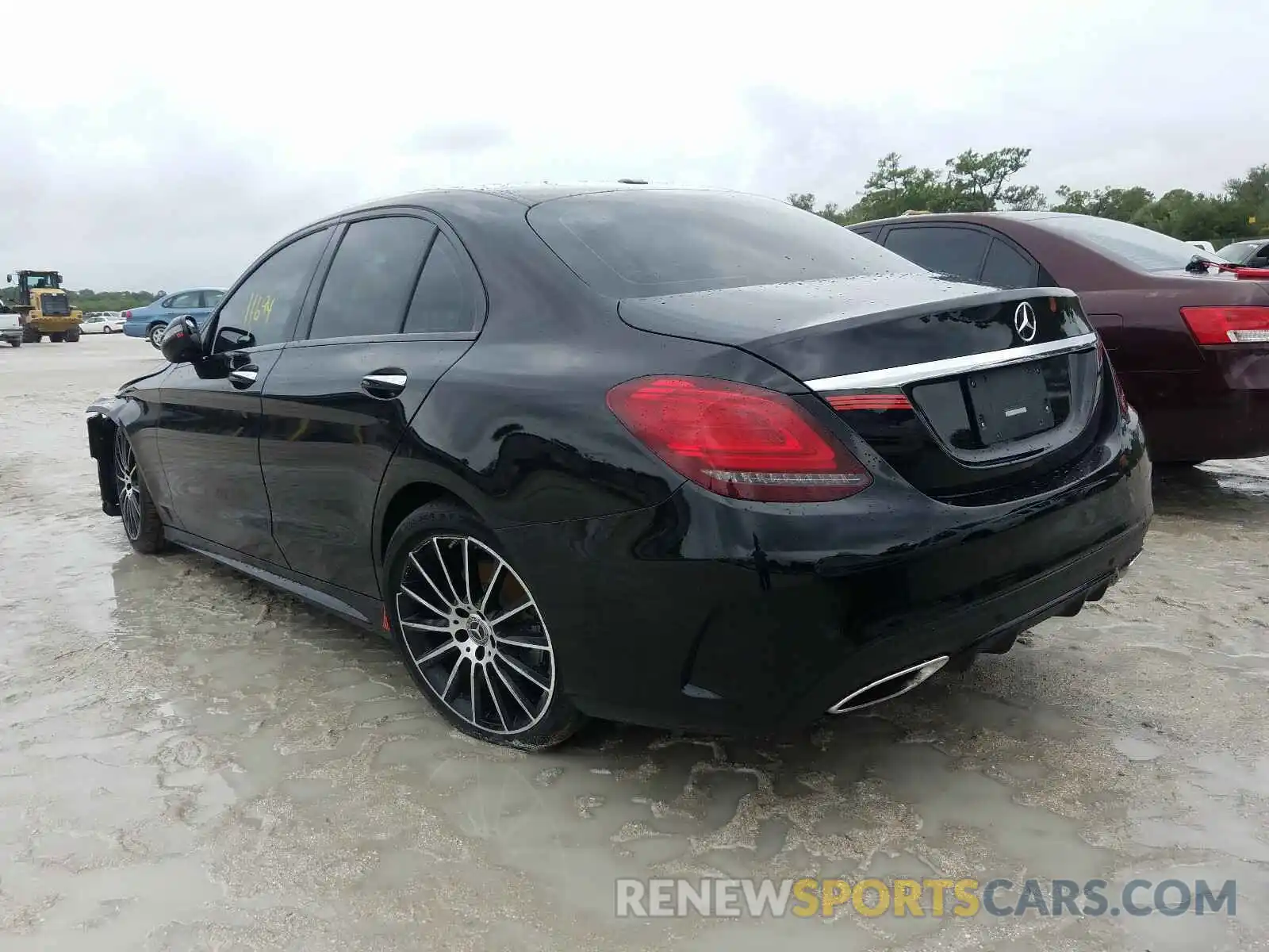 3 Photograph of a damaged car 55SWF8DB2KU296211 MERCEDES-BENZ C CLASS 2019