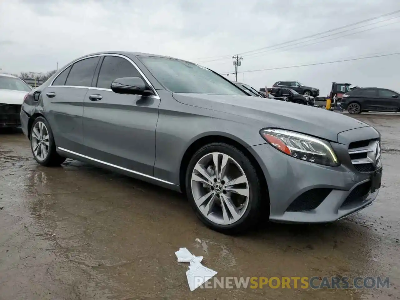 4 Photograph of a damaged car 55SWF8DB2KU299299 MERCEDES-BENZ C-CLASS 2019