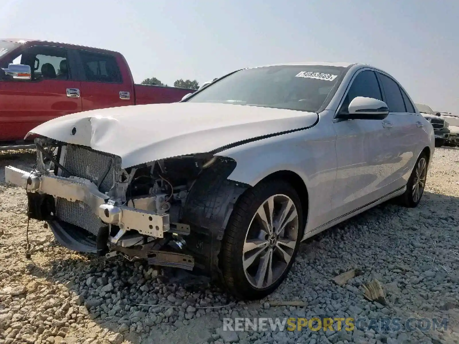 2 Photograph of a damaged car 55SWF8DB2KU301889 MERCEDES-BENZ C CLASS 2019