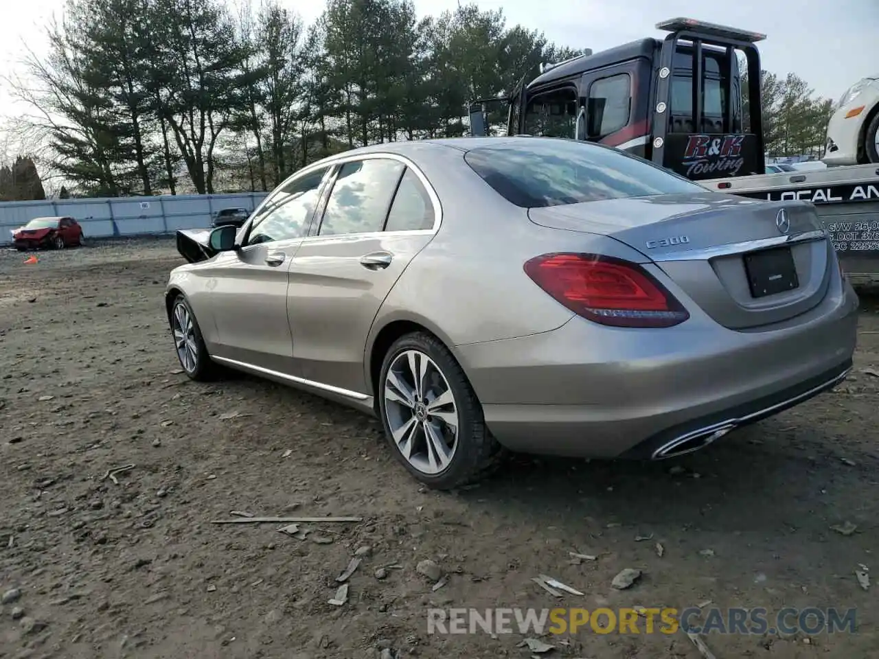 2 Фотография поврежденного автомобиля 55SWF8DB2KU302671 MERCEDES-BENZ C-CLASS 2019