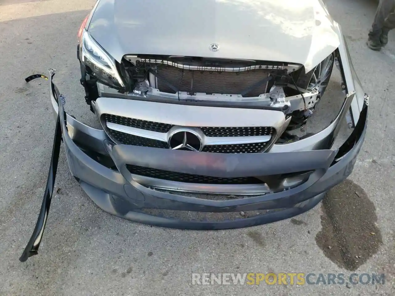 9 Photograph of a damaged car 55SWF8DB2KU303271 MERCEDES-BENZ C-CLASS 2019