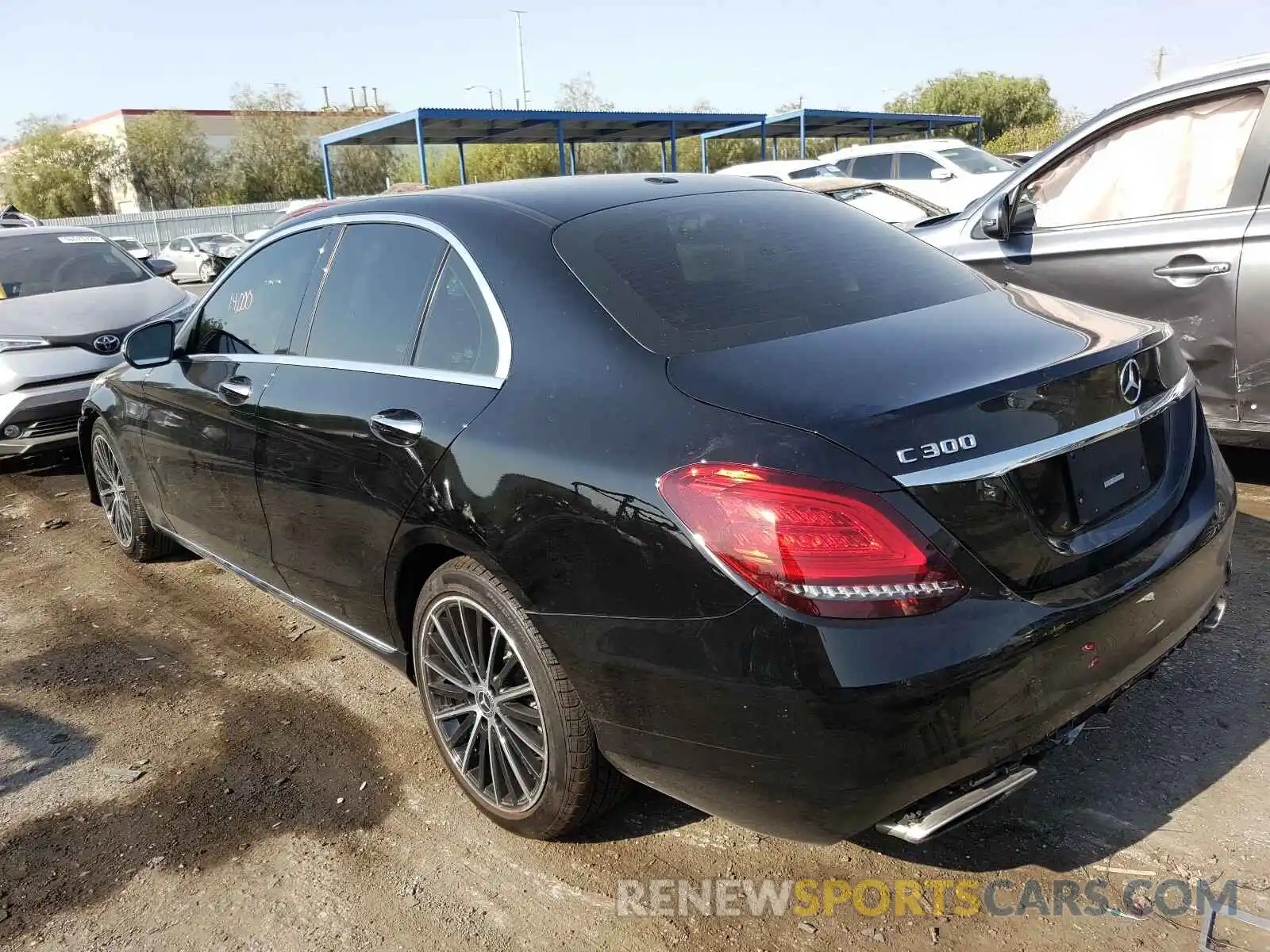 3 Photograph of a damaged car 55SWF8DB2KU309846 MERCEDES-BENZ C CLASS 2019