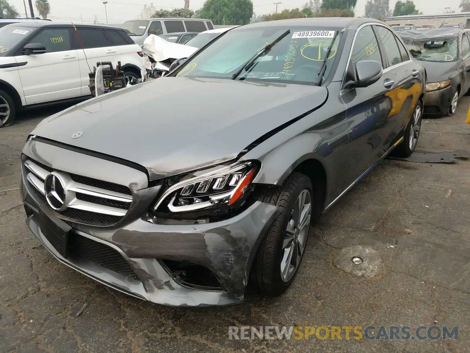 2 Photograph of a damaged car 55SWF8DB2KU312391 MERCEDES-BENZ C CLASS 2019