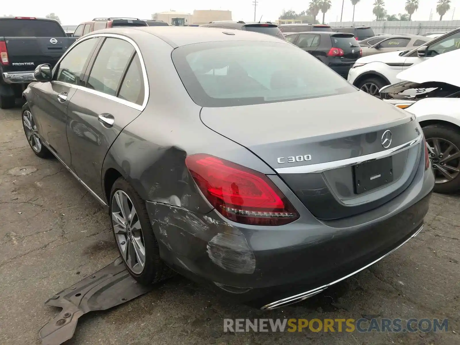 3 Photograph of a damaged car 55SWF8DB2KU312391 MERCEDES-BENZ C CLASS 2019