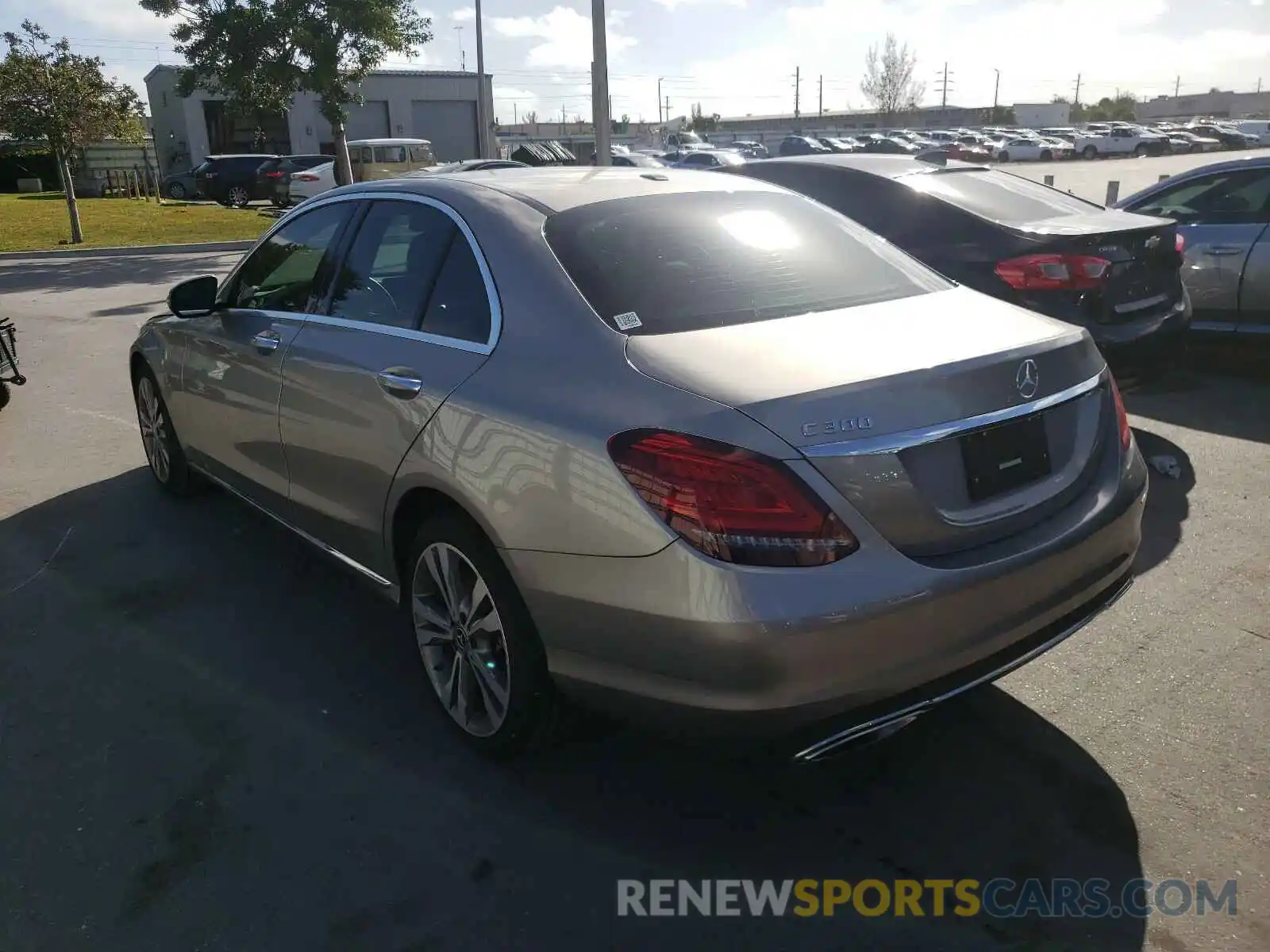 3 Photograph of a damaged car 55SWF8DB2KU315839 MERCEDES-BENZ C CLASS 2019