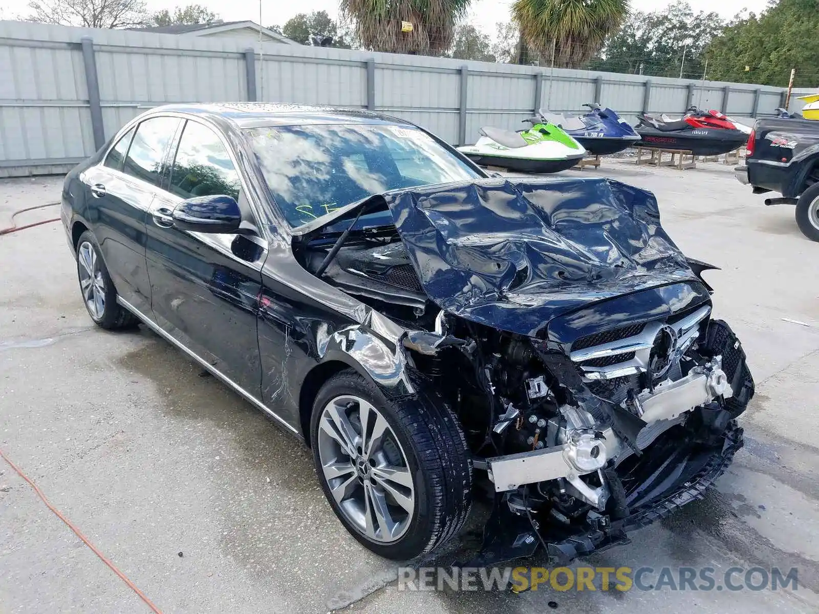 1 Photograph of a damaged car 55SWF8DB2KU317641 MERCEDES-BENZ C CLASS 2019