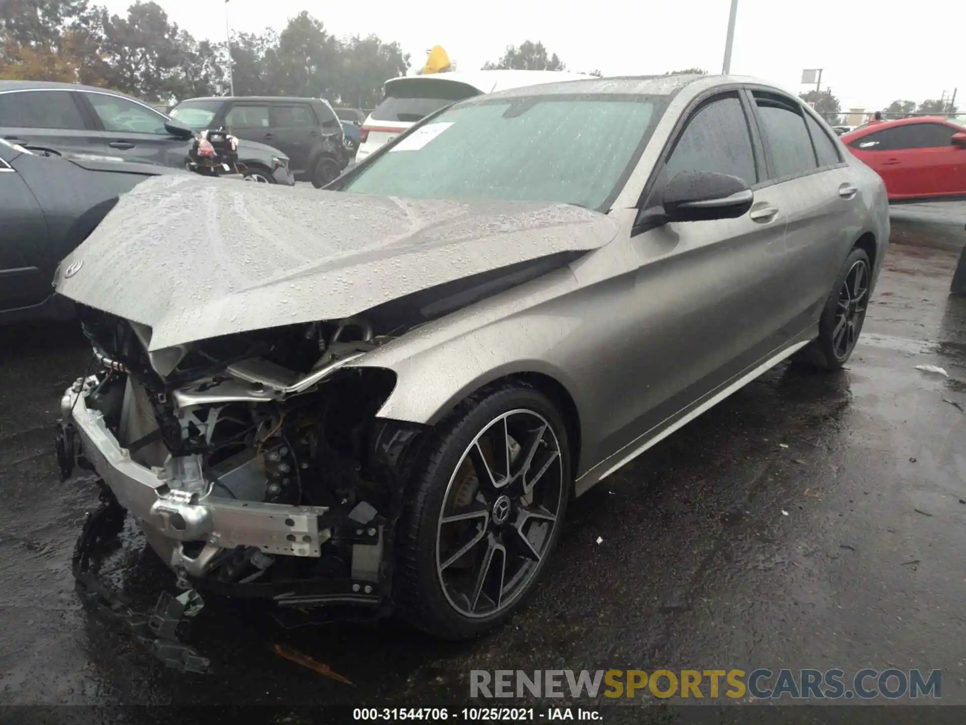 2 Photograph of a damaged car 55SWF8DB2KU320569 MERCEDES-BENZ C-CLASS 2019