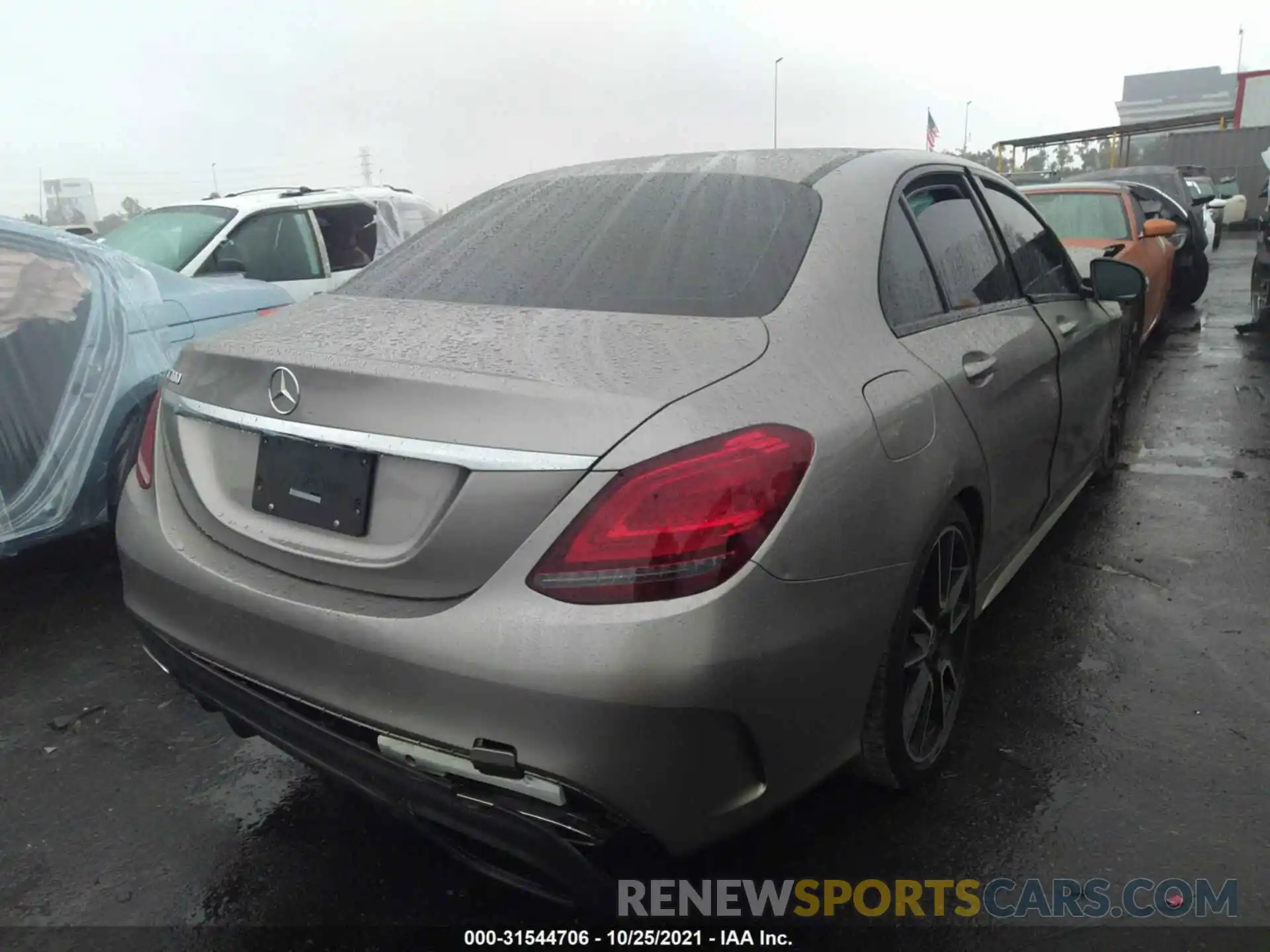 4 Photograph of a damaged car 55SWF8DB2KU320569 MERCEDES-BENZ C-CLASS 2019