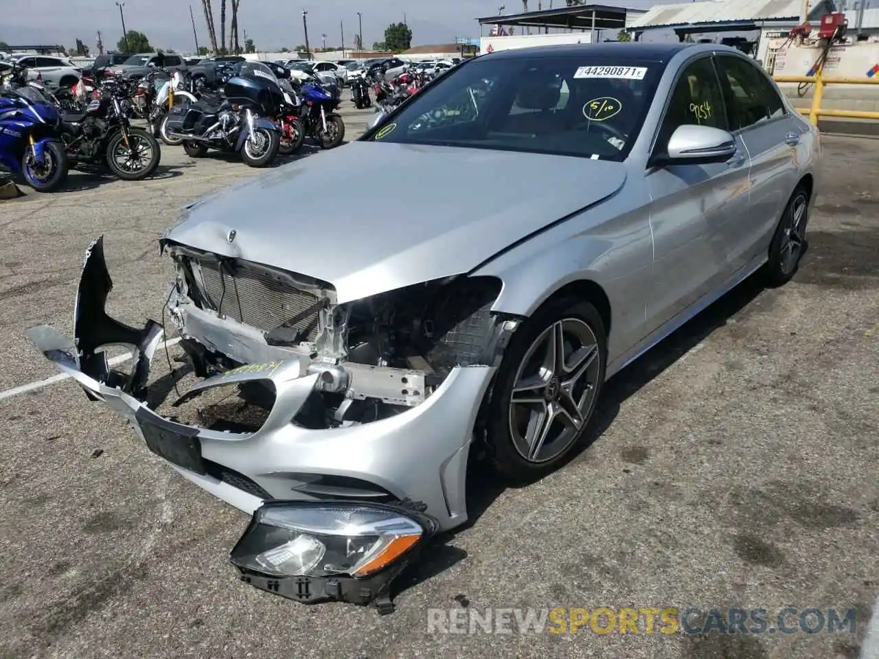 2 Photograph of a damaged car 55SWF8DB3KU283418 MERCEDES-BENZ C CLASS 2019