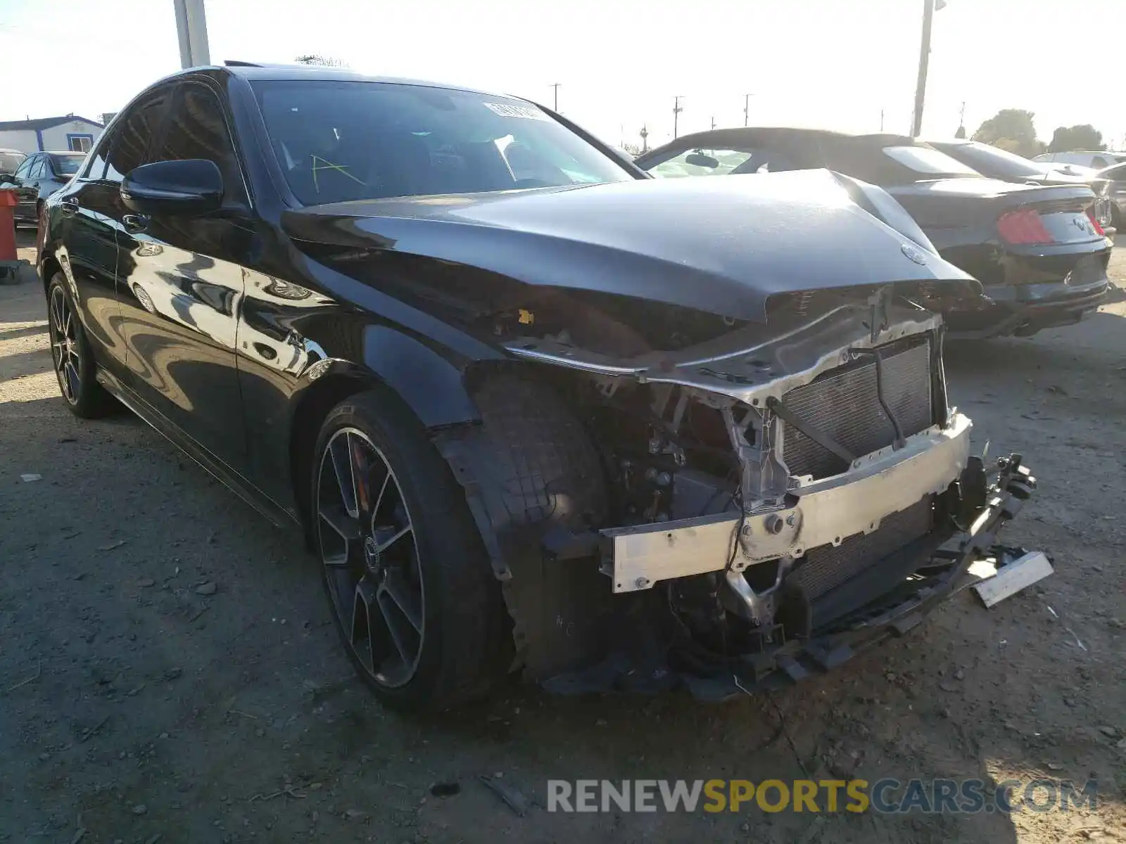 1 Photograph of a damaged car 55SWF8DB3KU284410 MERCEDES-BENZ C CLASS 2019