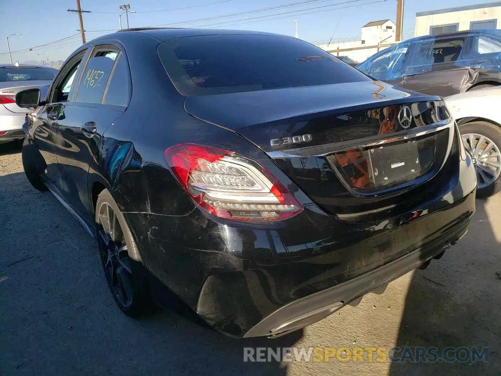 3 Photograph of a damaged car 55SWF8DB3KU284410 MERCEDES-BENZ C CLASS 2019