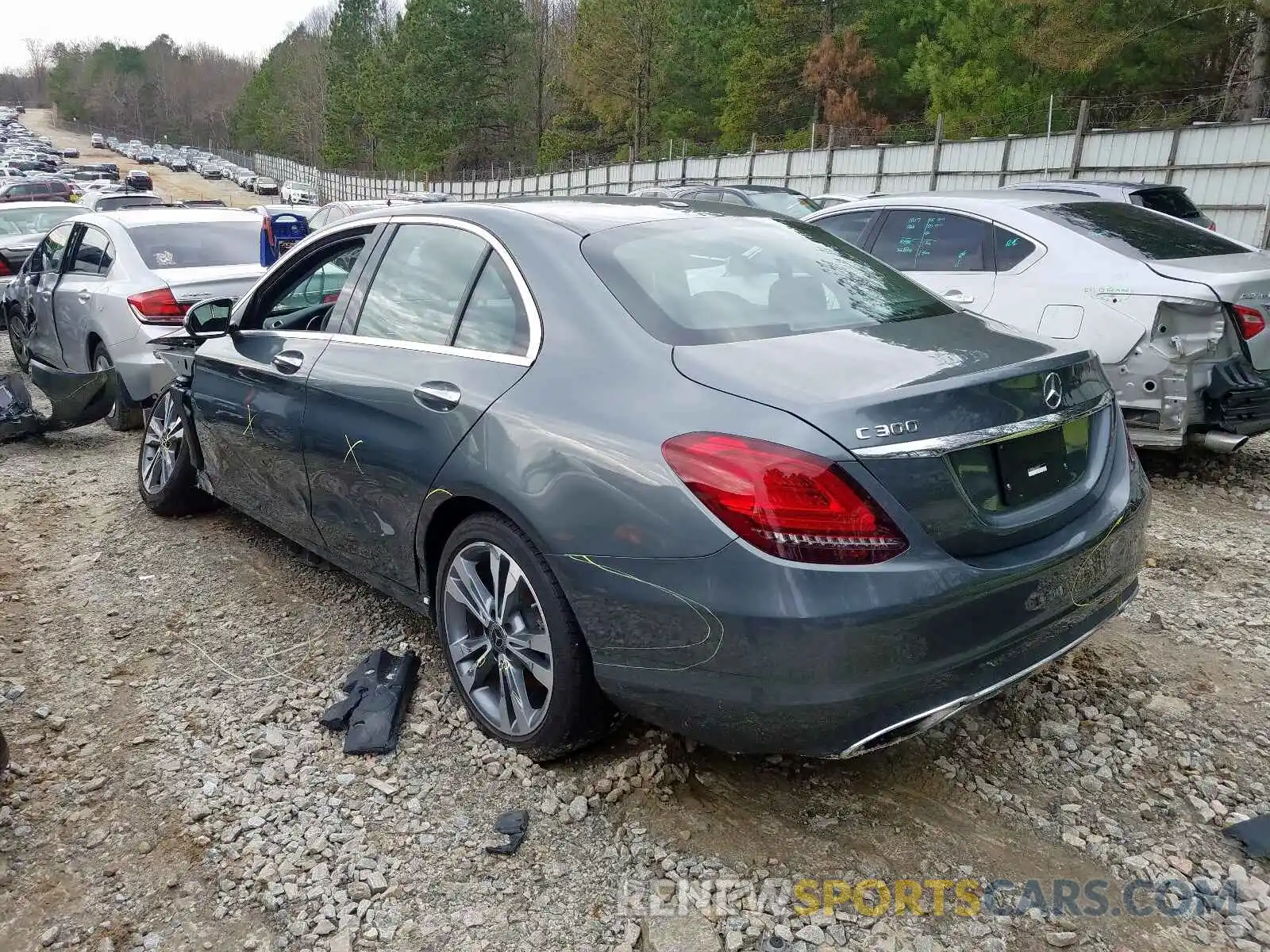 3 Photograph of a damaged car 55SWF8DB3KU286657 MERCEDES-BENZ C CLASS 2019