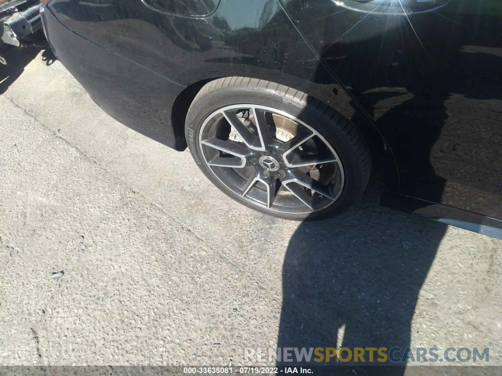 15 Photograph of a damaged car 55SWF8DB3KU294516 MERCEDES-BENZ C-CLASS 2019