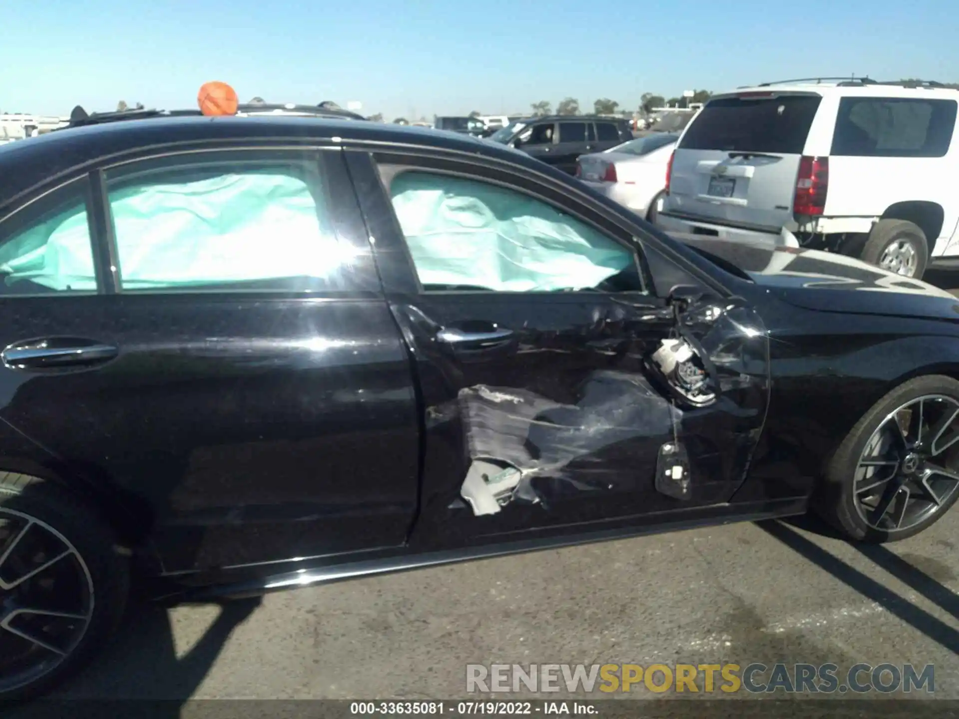 6 Photograph of a damaged car 55SWF8DB3KU294516 MERCEDES-BENZ C-CLASS 2019