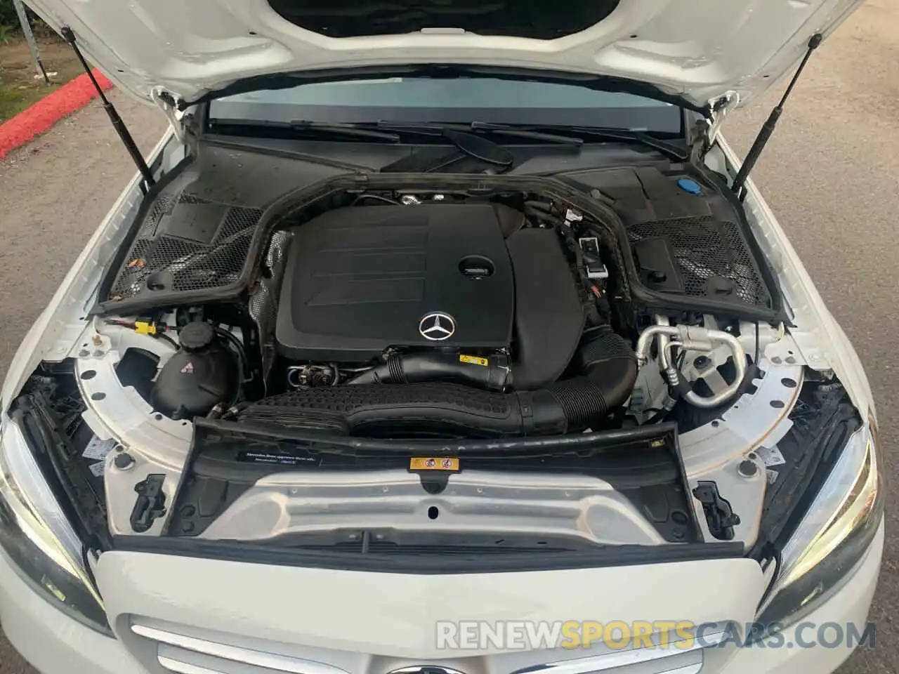 7 Photograph of a damaged car 55SWF8DB3KU294872 MERCEDES-BENZ C CLASS 2019