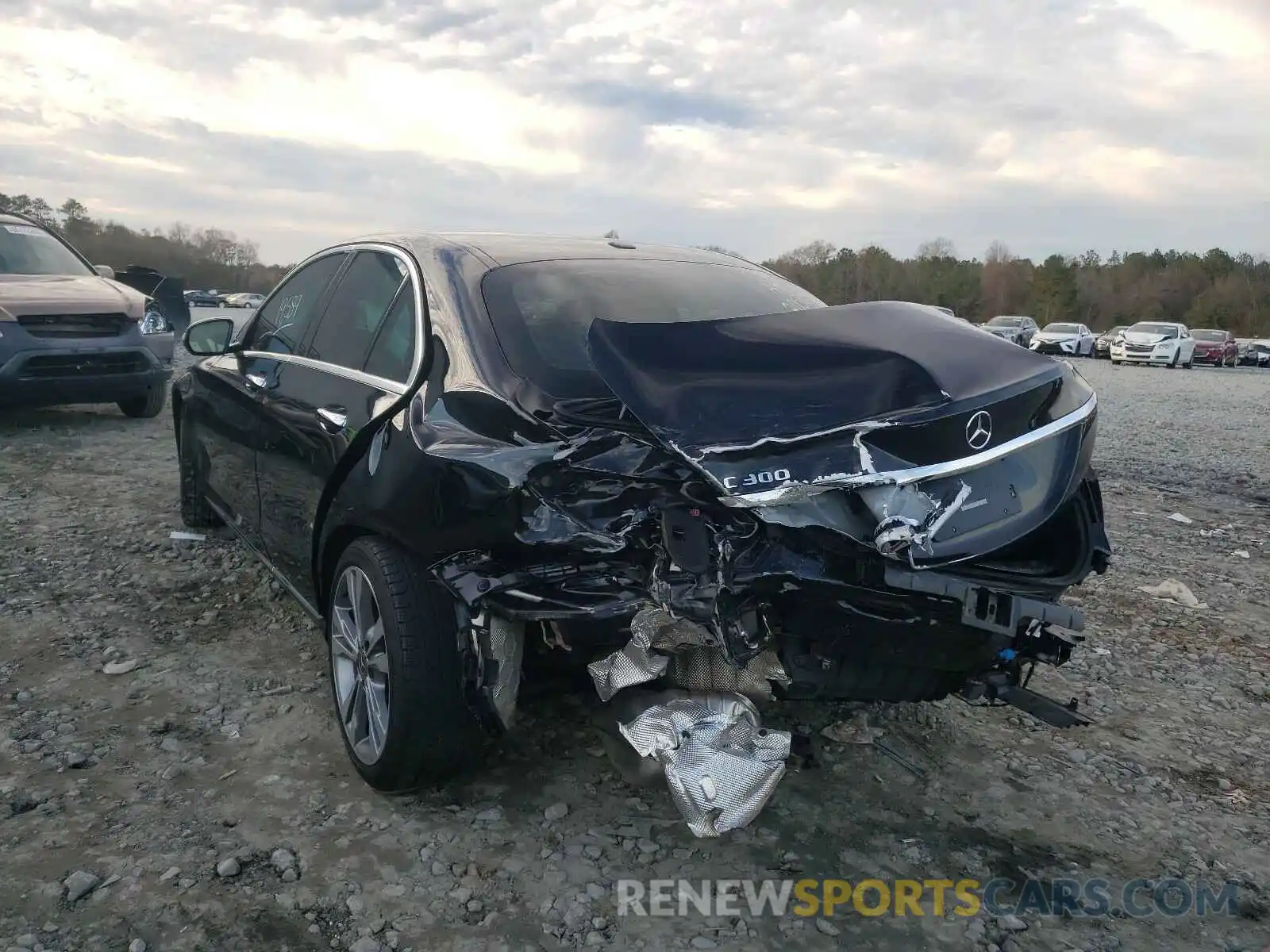 3 Photograph of a damaged car 55SWF8DB3KU295116 MERCEDES-BENZ C CLASS 2019