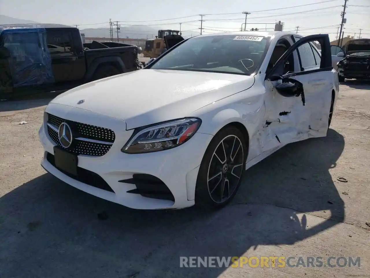 2 Photograph of a damaged car 55SWF8DB3KU295309 MERCEDES-BENZ C-CLASS 2019