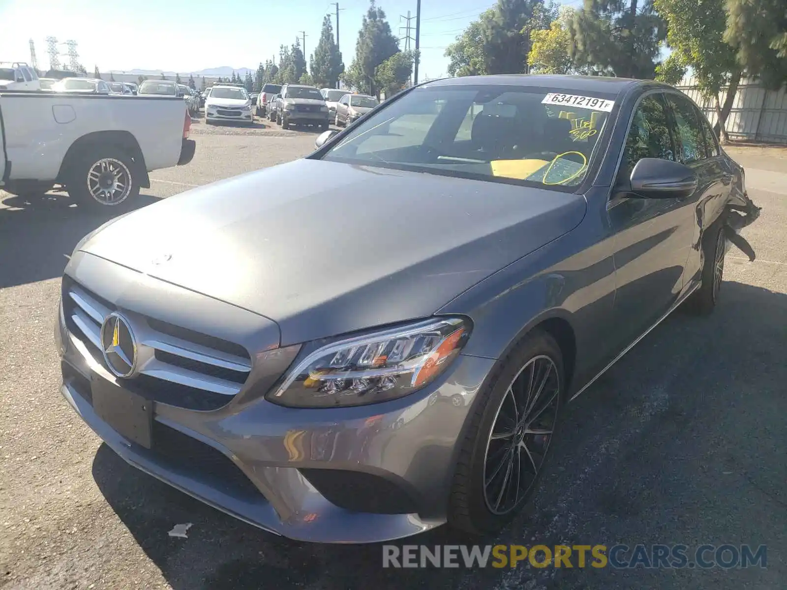 2 Photograph of a damaged car 55SWF8DB3KU295892 MERCEDES-BENZ C-CLASS 2019