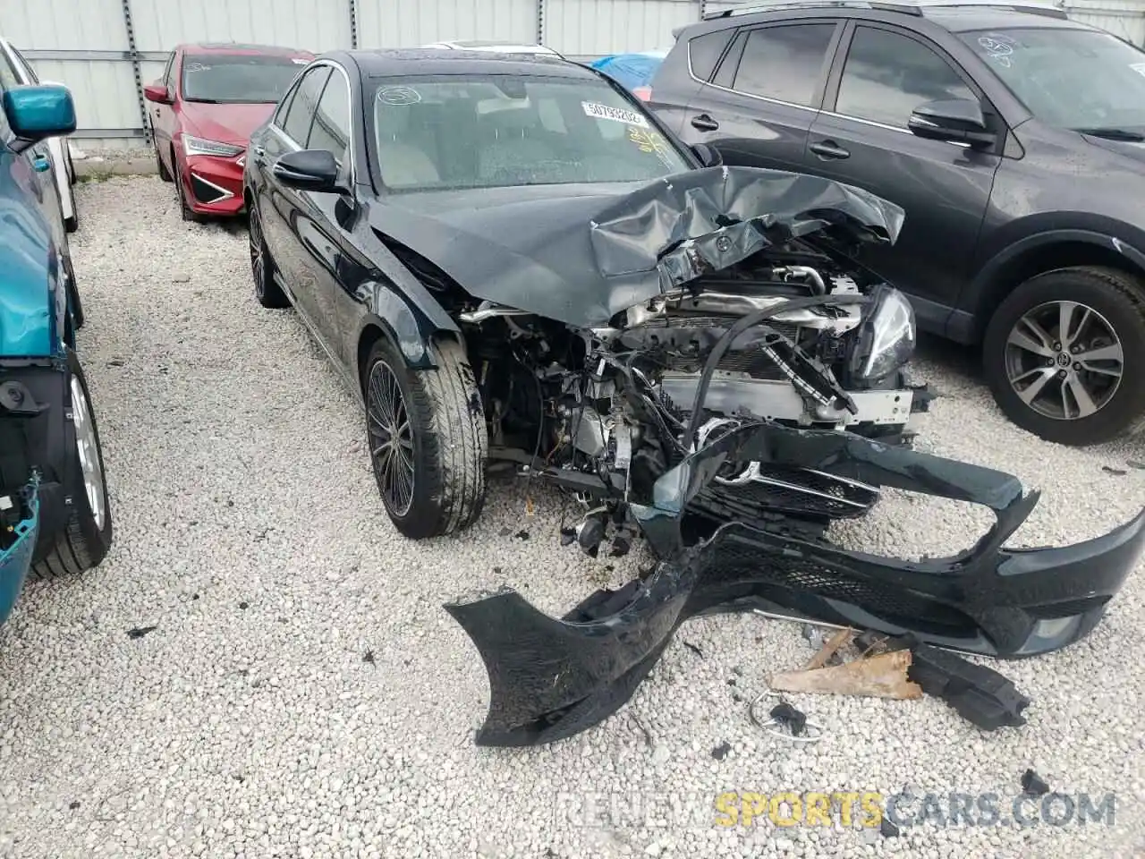 9 Photograph of a damaged car 55SWF8DB3KU298212 MERCEDES-BENZ C-CLASS 2019