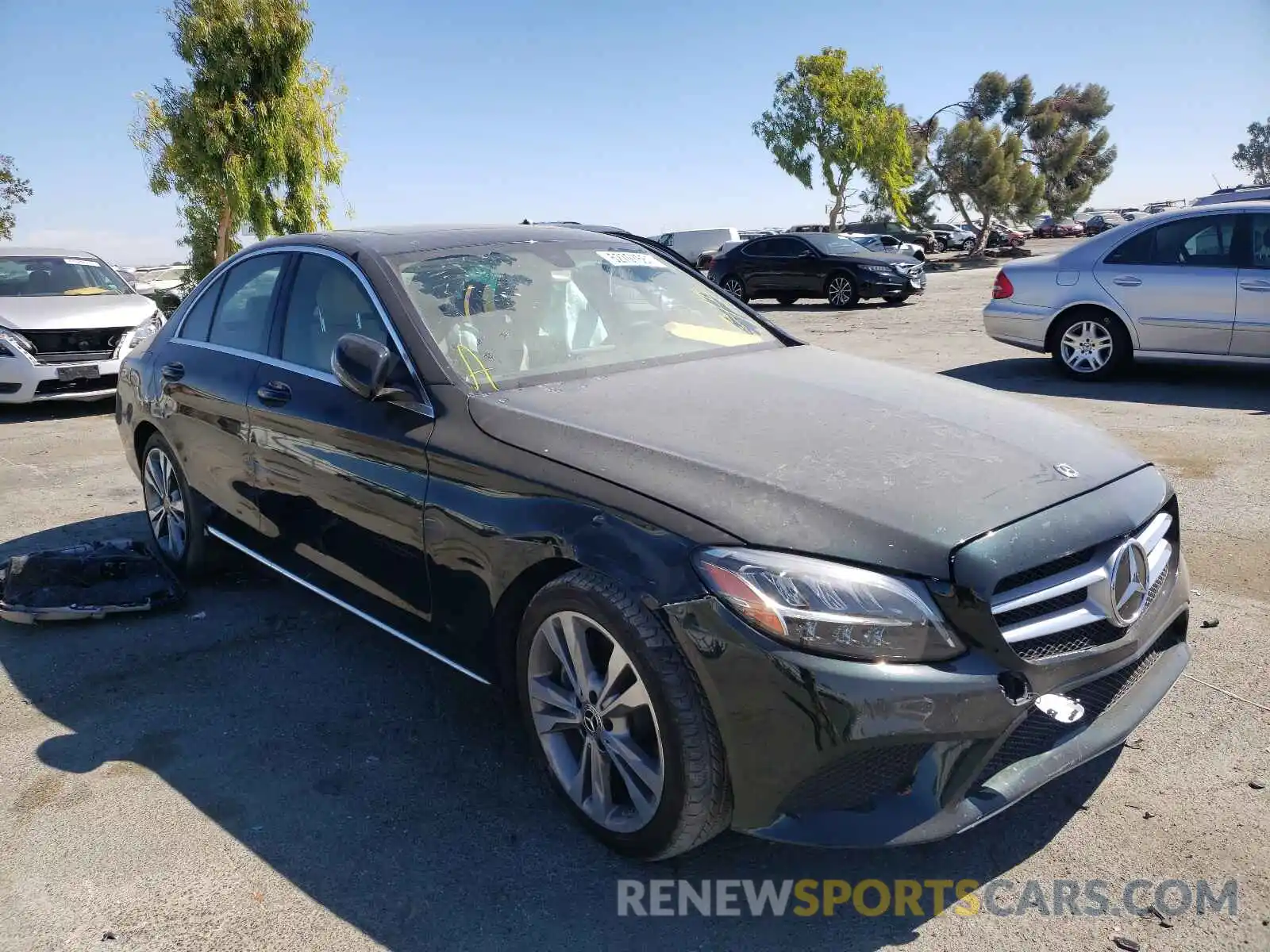 1 Photograph of a damaged car 55SWF8DB3KU300170 MERCEDES-BENZ C-CLASS 2019