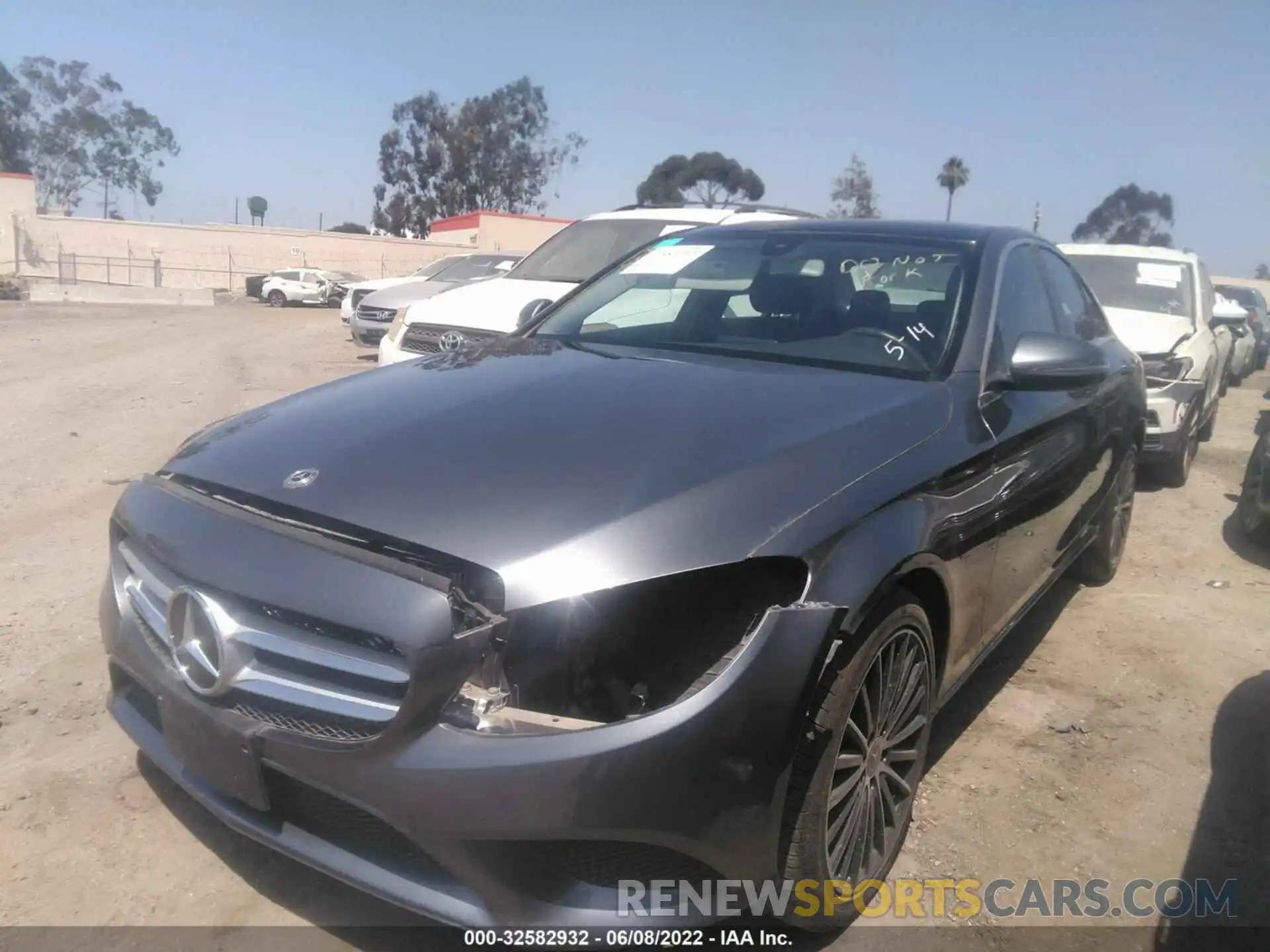 2 Photograph of a damaged car 55SWF8DB3KU302520 MERCEDES-BENZ C-CLASS 2019