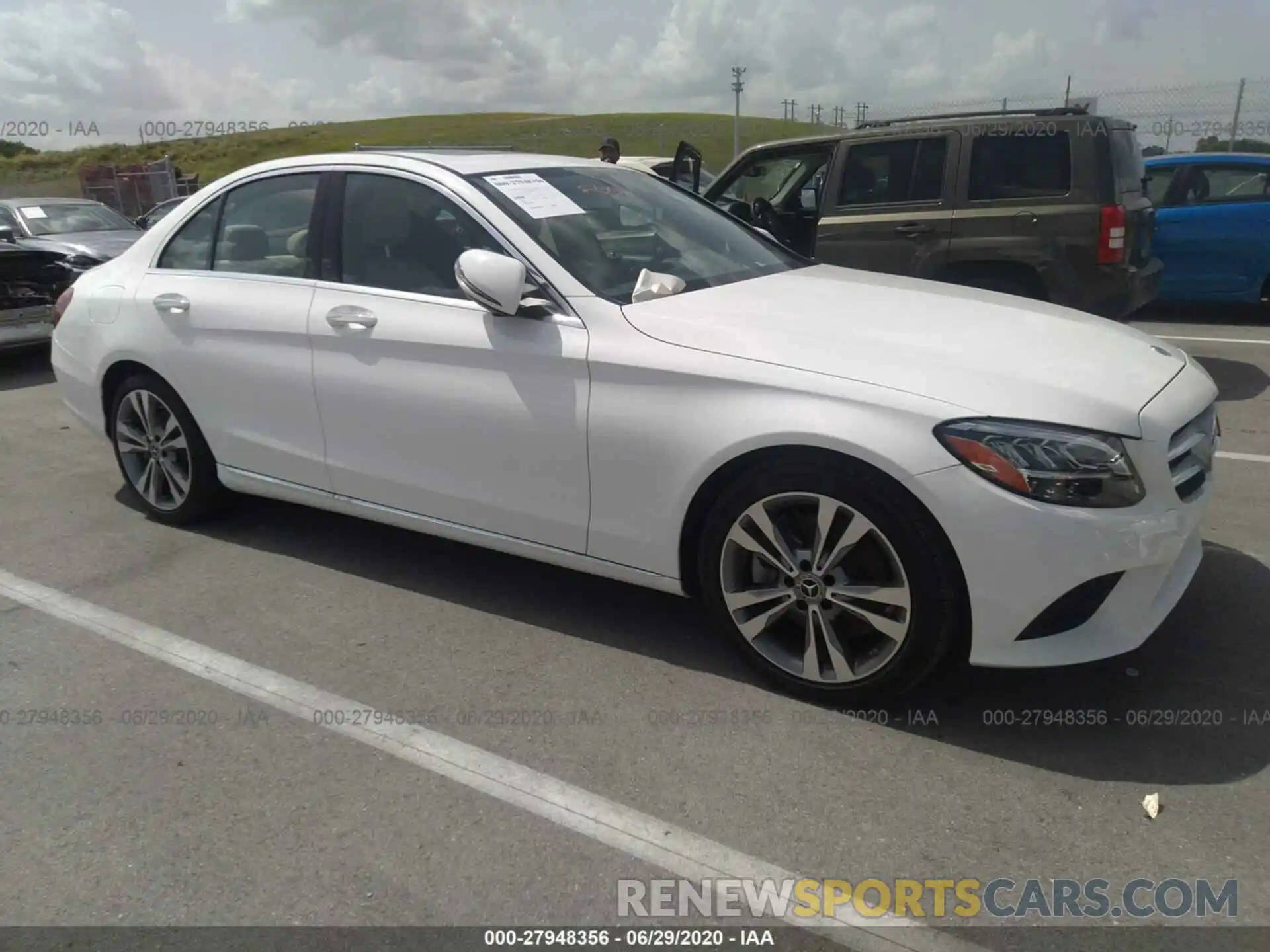 1 Photograph of a damaged car 55SWF8DB3KU304669 MERCEDES-BENZ C-CLASS 2019