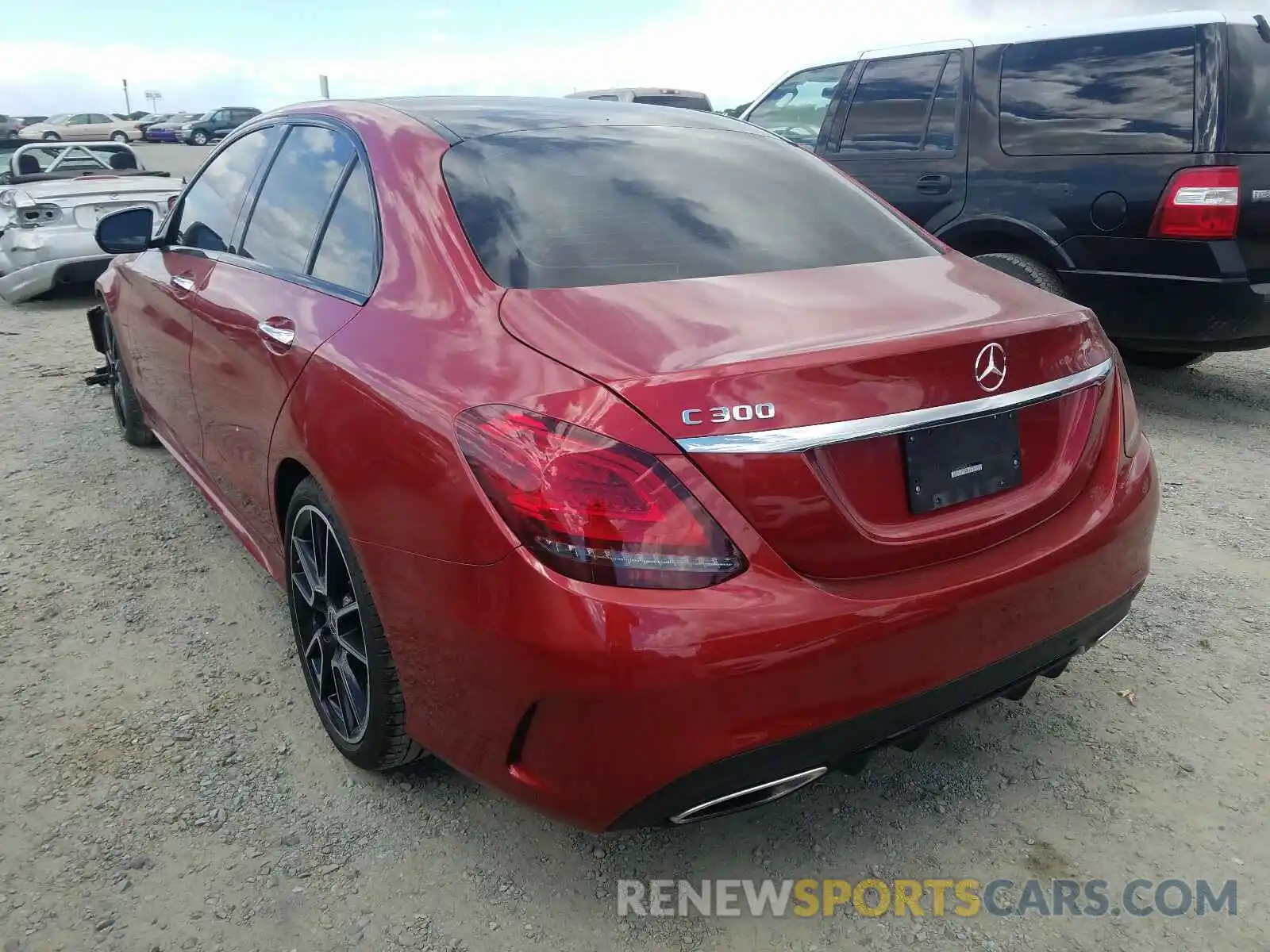 3 Photograph of a damaged car 55SWF8DB3KU305126 MERCEDES-BENZ C CLASS 2019