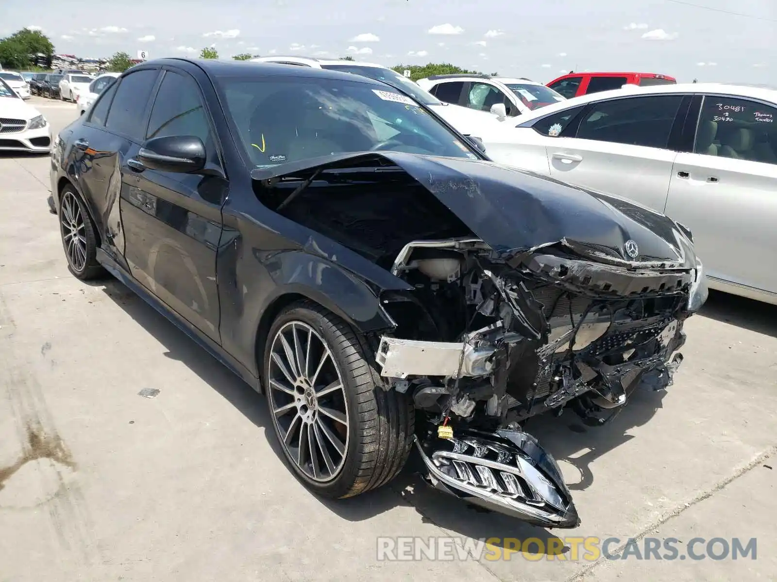 1 Photograph of a damaged car 55SWF8DB3KU308429 MERCEDES-BENZ C CLASS 2019