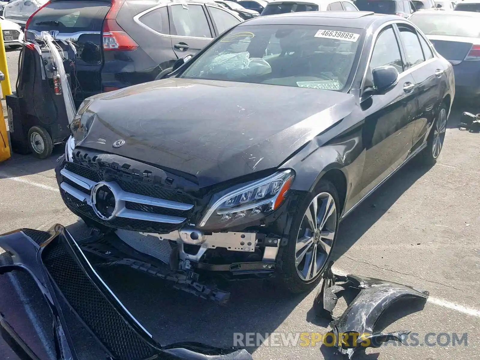 2 Photograph of a damaged car 55SWF8DB3KU312058 MERCEDES-BENZ C CLASS 2019