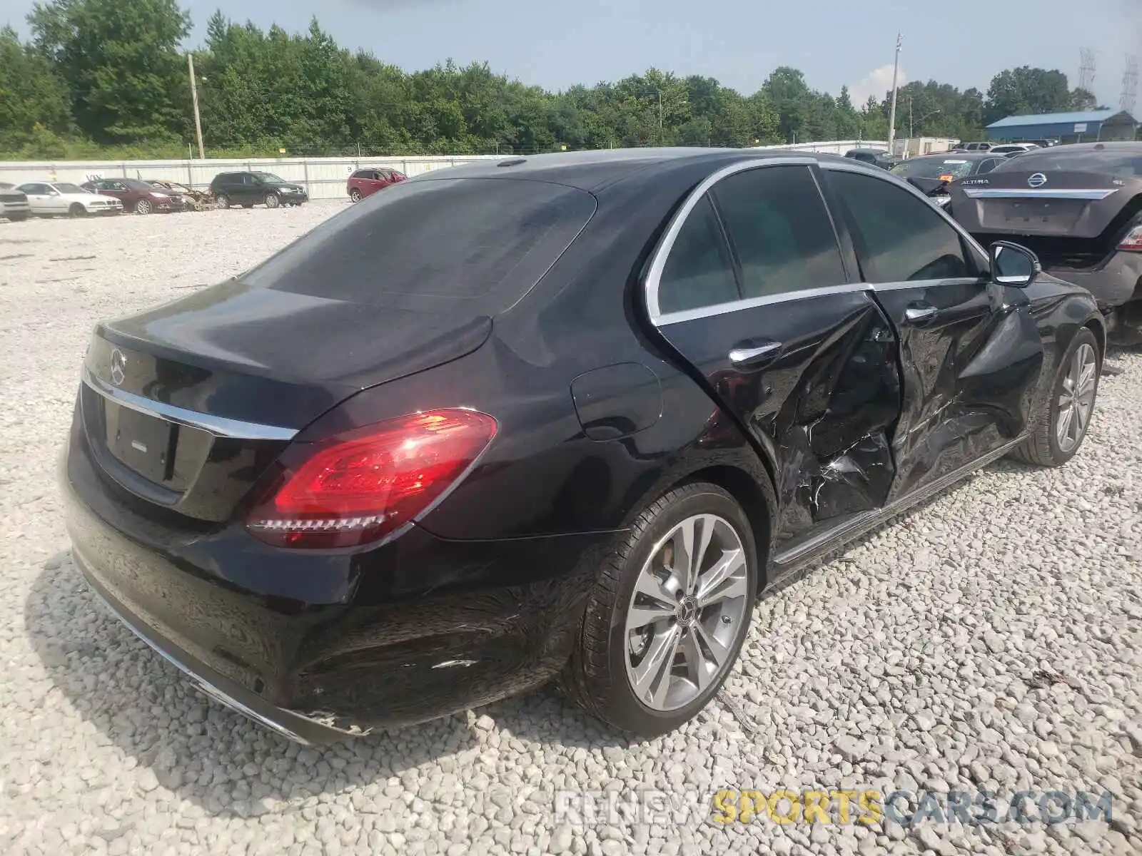 4 Photograph of a damaged car 55SWF8DB3KU313291 MERCEDES-BENZ C-CLASS 2019