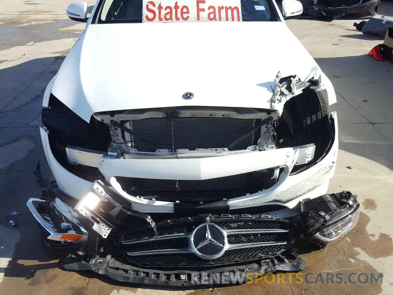 9 Photograph of a damaged car 55SWF8DB3KU314490 MERCEDES-BENZ C CLASS 2019