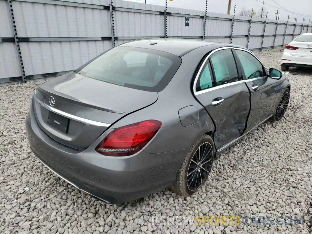 4 Фотография поврежденного автомобиля 55SWF8DB3KU314991 MERCEDES-BENZ C-CLASS 2019