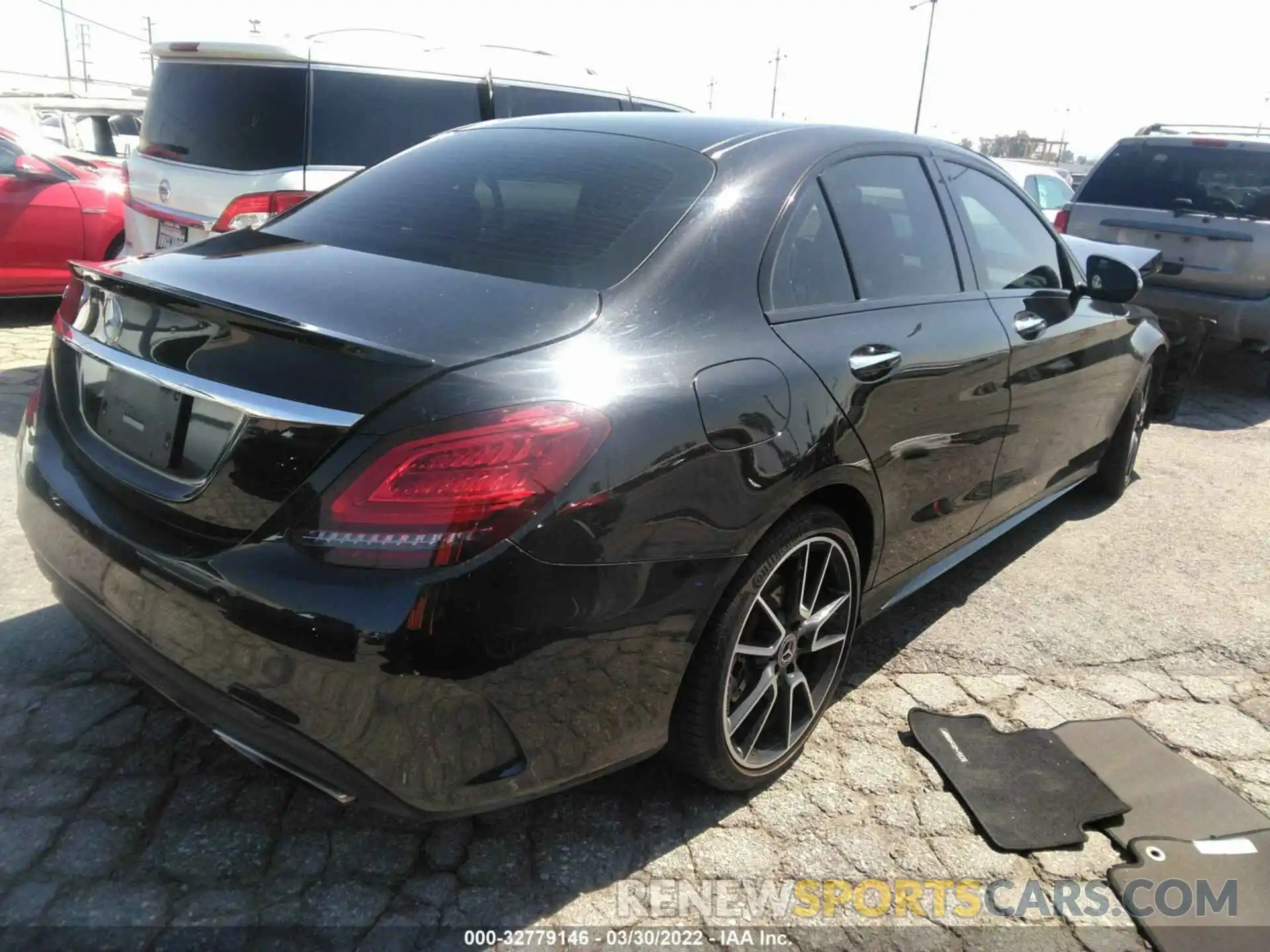 4 Фотография поврежденного автомобиля 55SWF8DB3KU322475 MERCEDES-BENZ C-CLASS 2019