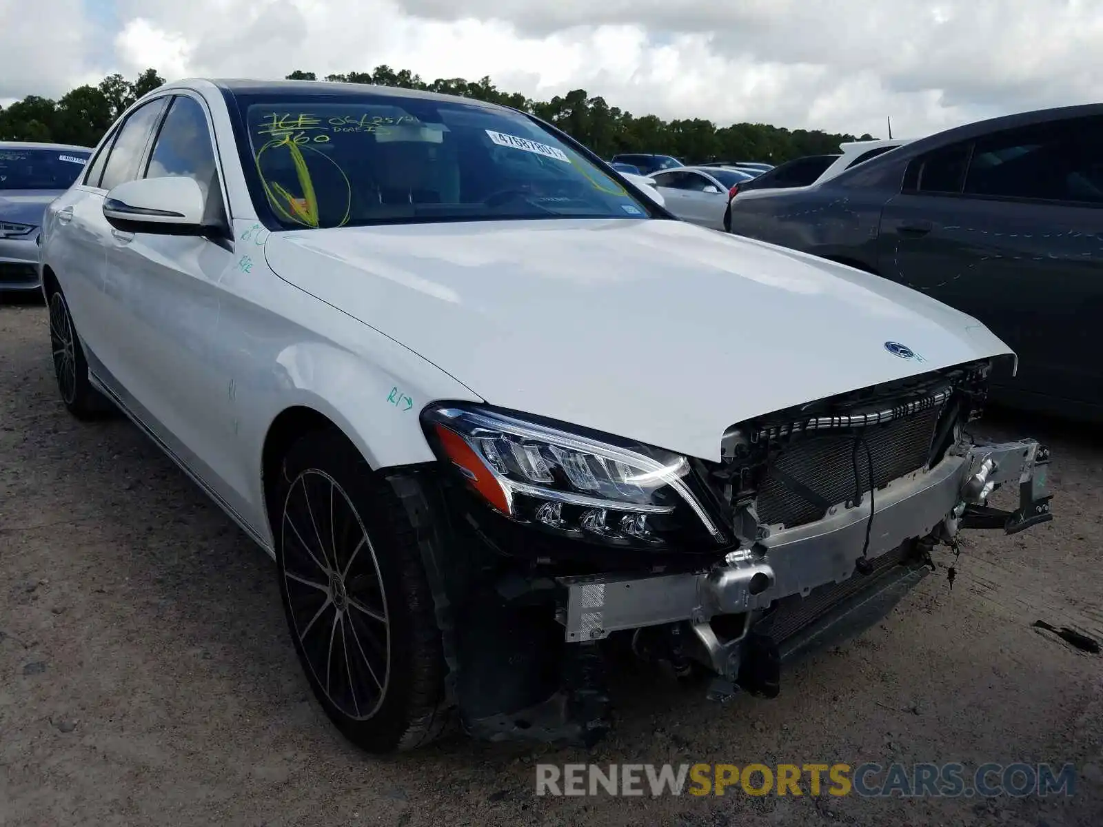 1 Photograph of a damaged car 55SWF8DB4KU286232 MERCEDES-BENZ C CLASS 2019