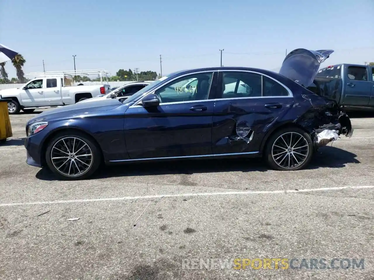 9 Photograph of a damaged car 55SWF8DB4KU286280 MERCEDES-BENZ C-CLASS 2019