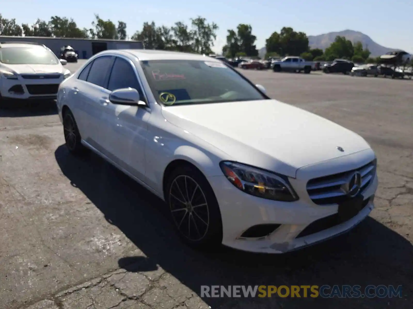 1 Photograph of a damaged car 55SWF8DB4KU286652 MERCEDES-BENZ C-CLASS 2019