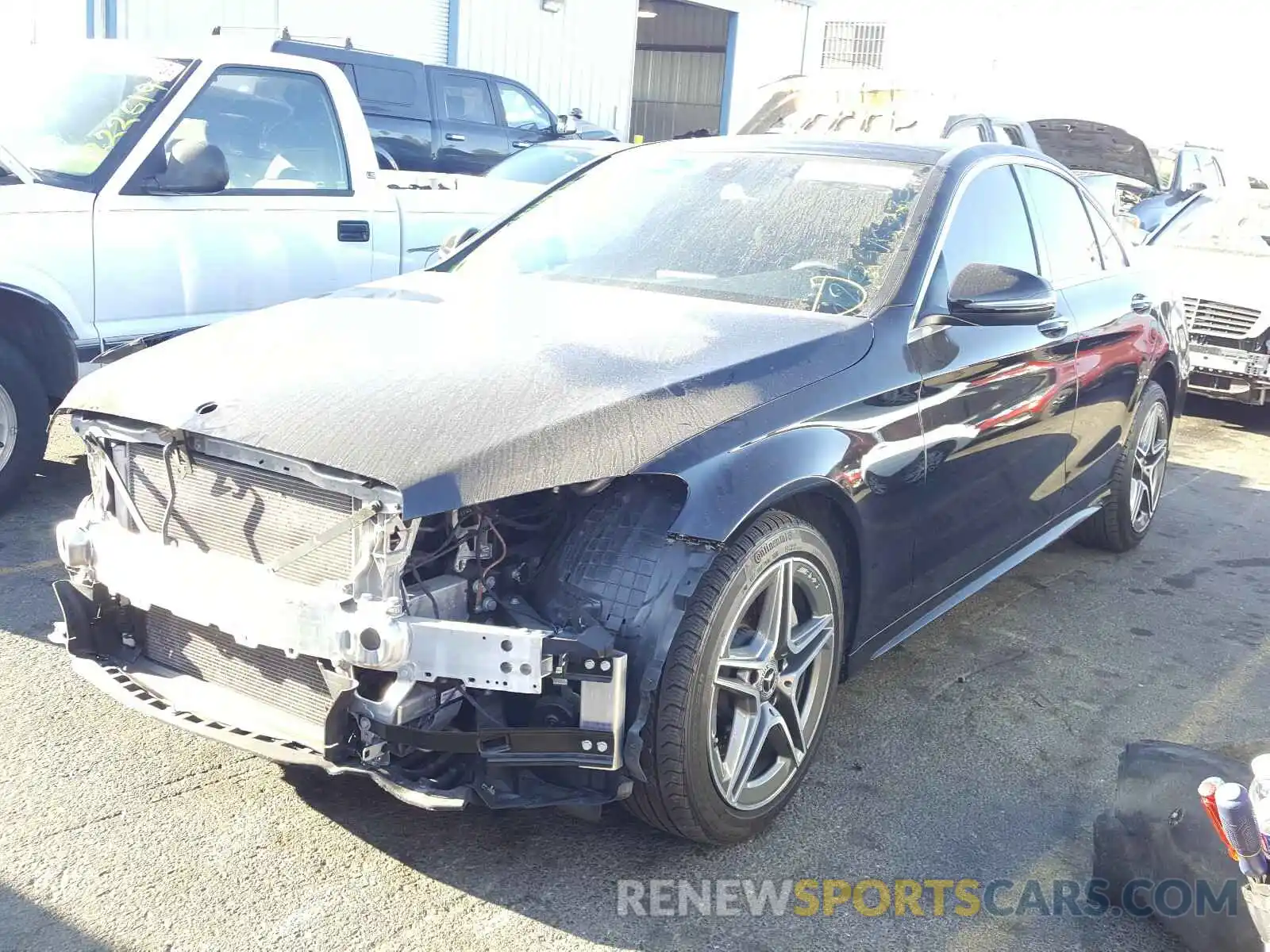 2 Photograph of a damaged car 55SWF8DB4KU290359 MERCEDES-BENZ C CLASS 2019