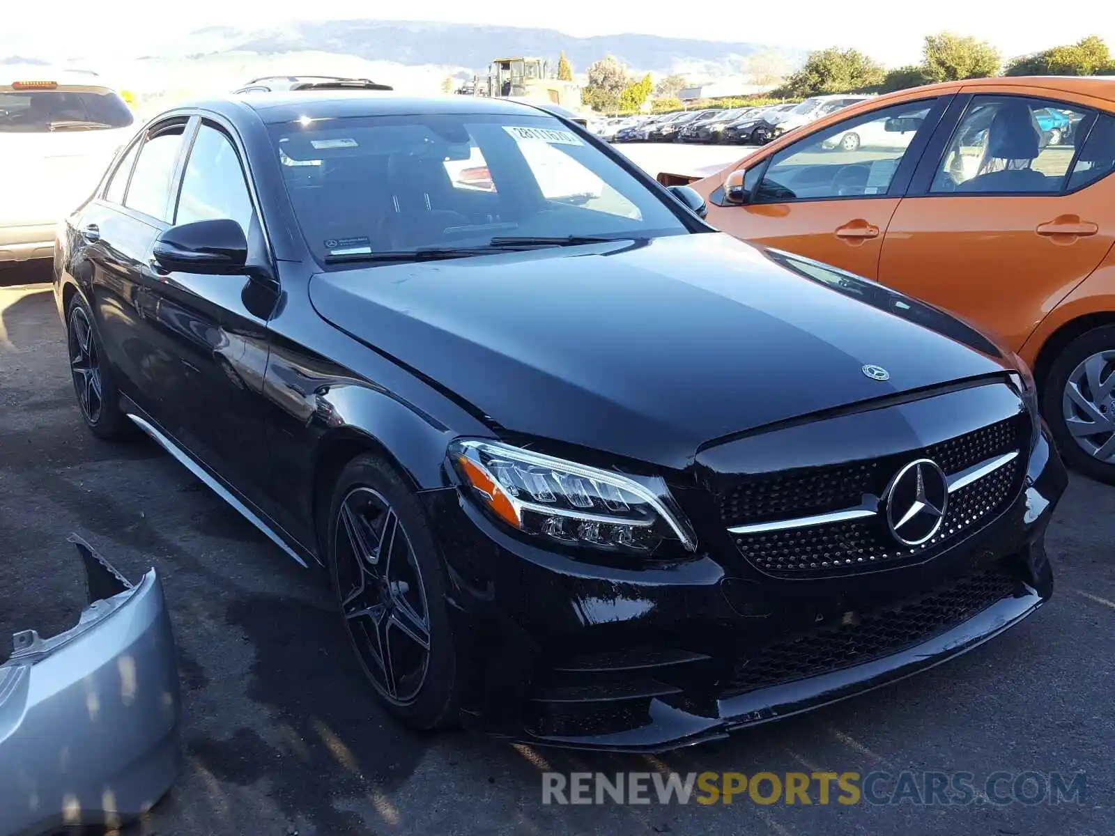 1 Photograph of a damaged car 55SWF8DB4KU292242 MERCEDES-BENZ C CLASS 2019