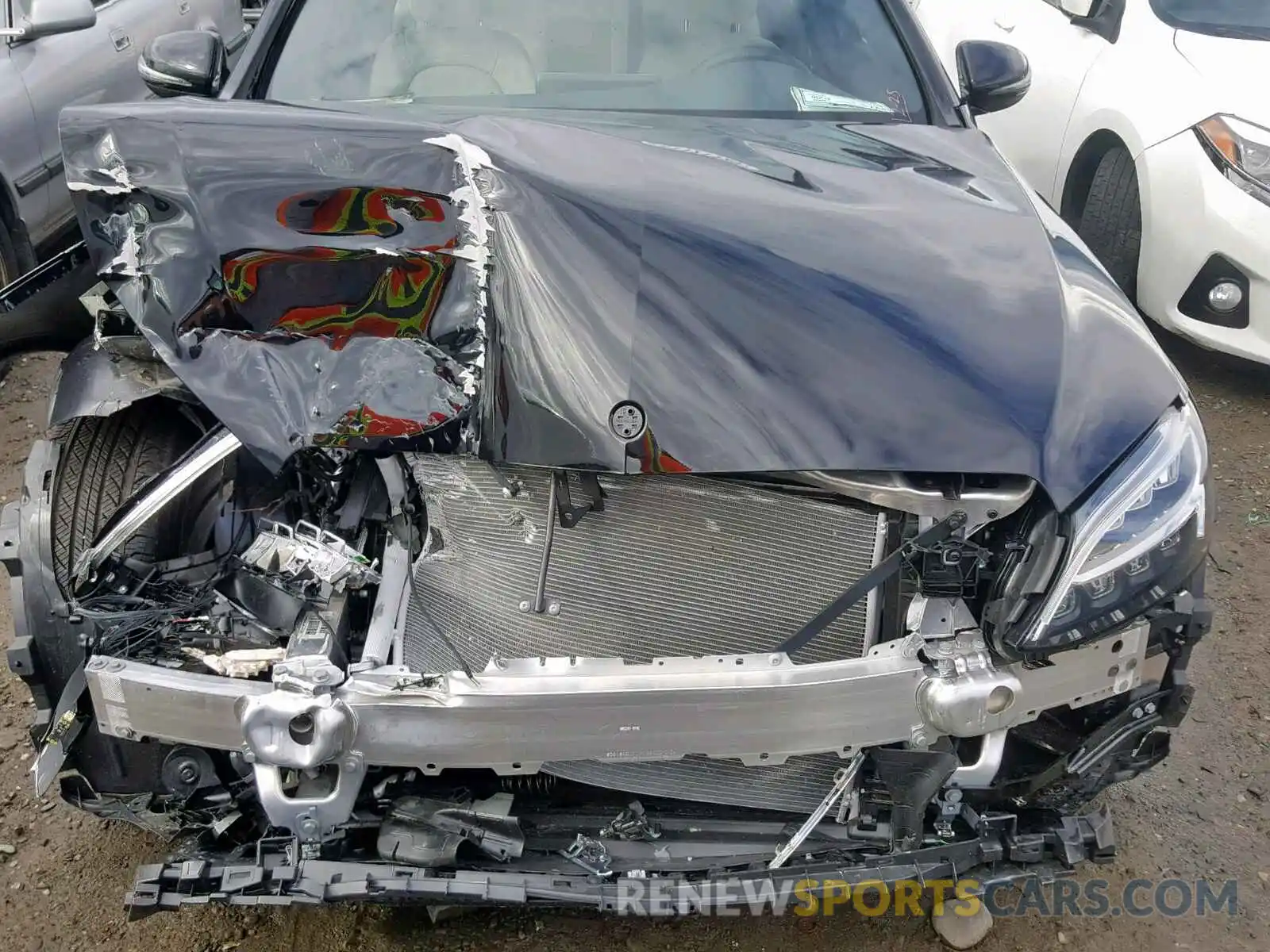 9 Photograph of a damaged car 55SWF8DB4KU296405 MERCEDES-BENZ C CLASS 2019